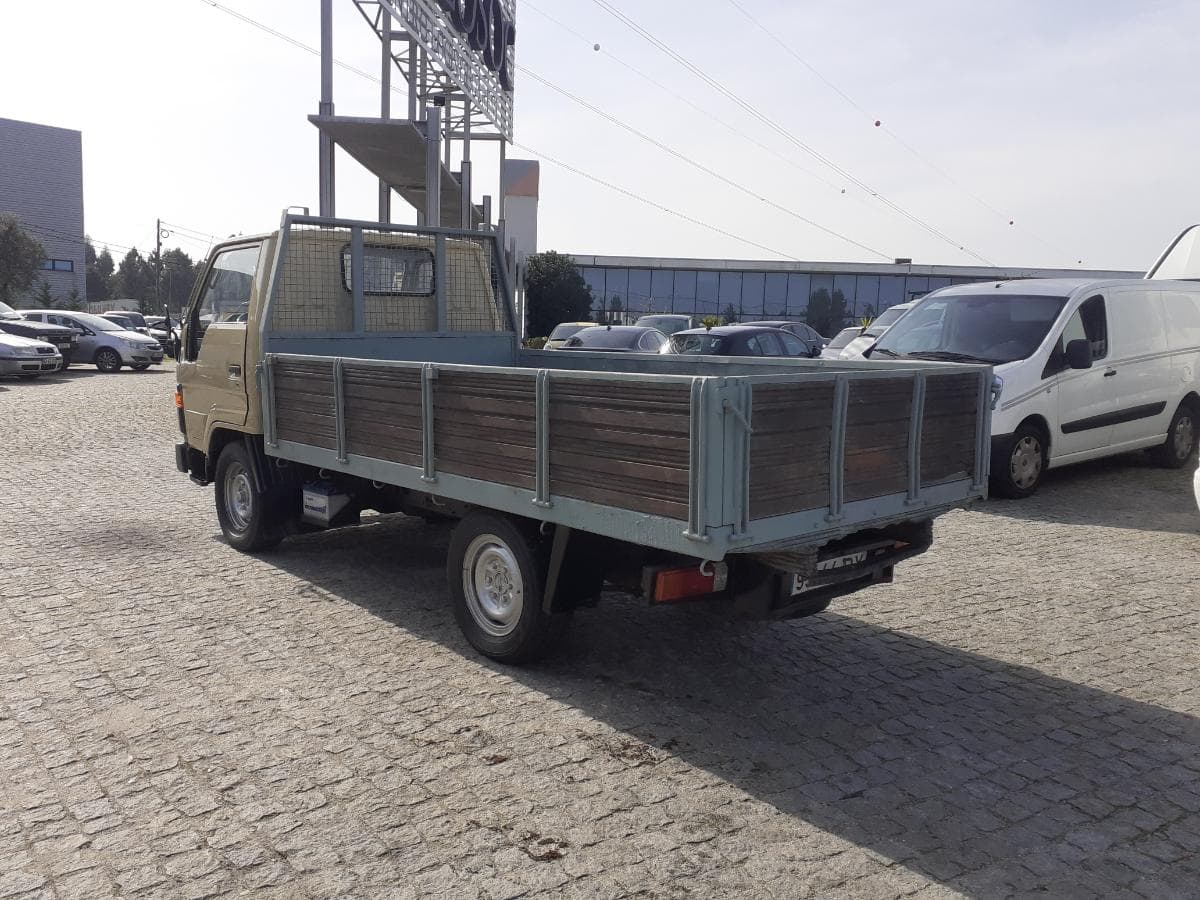 Toyota Dyna 150 · Ano 1994 — imagem 4