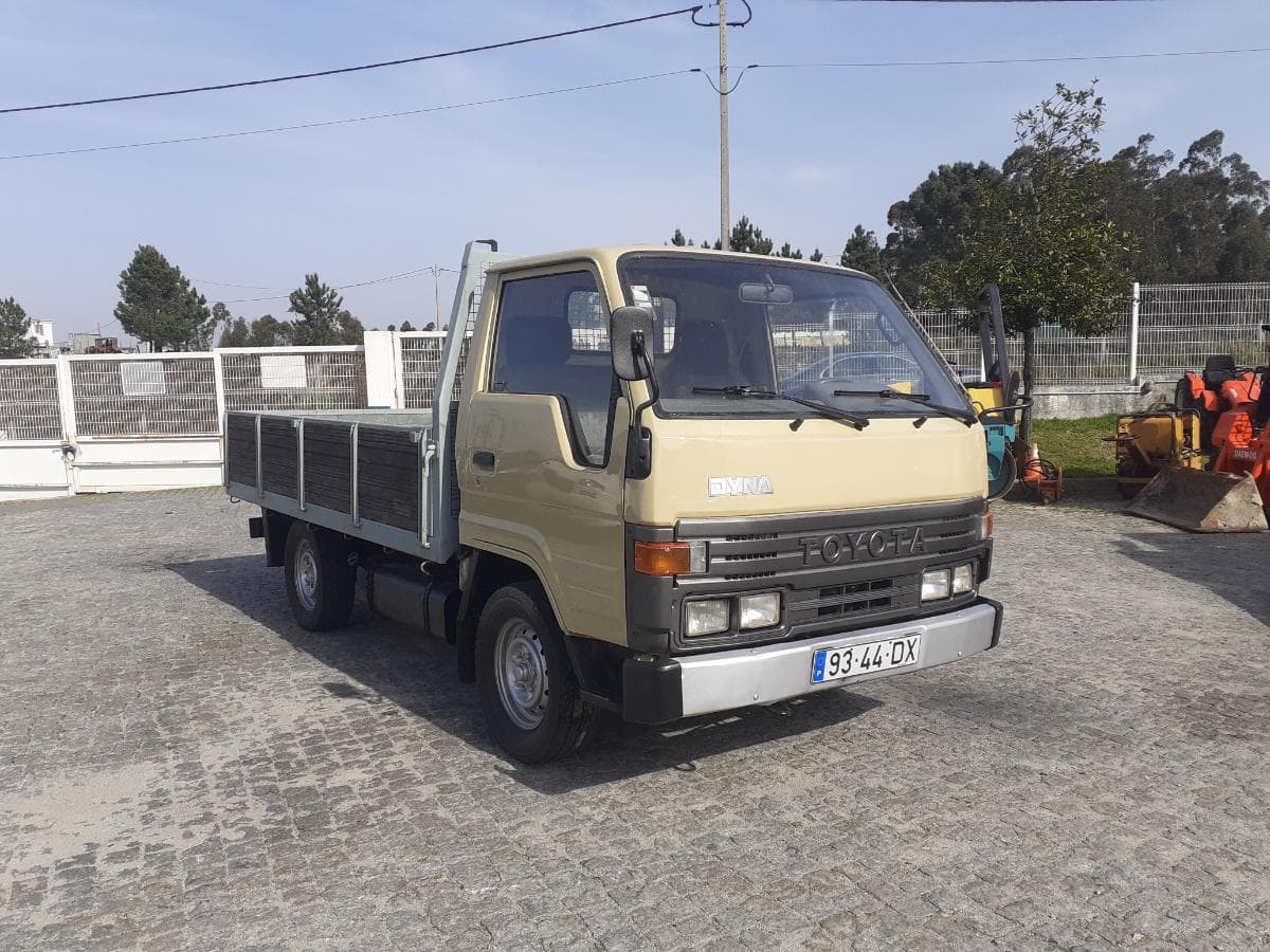 Toyota Dyna 150 · Ano 1994 — imagem 3
