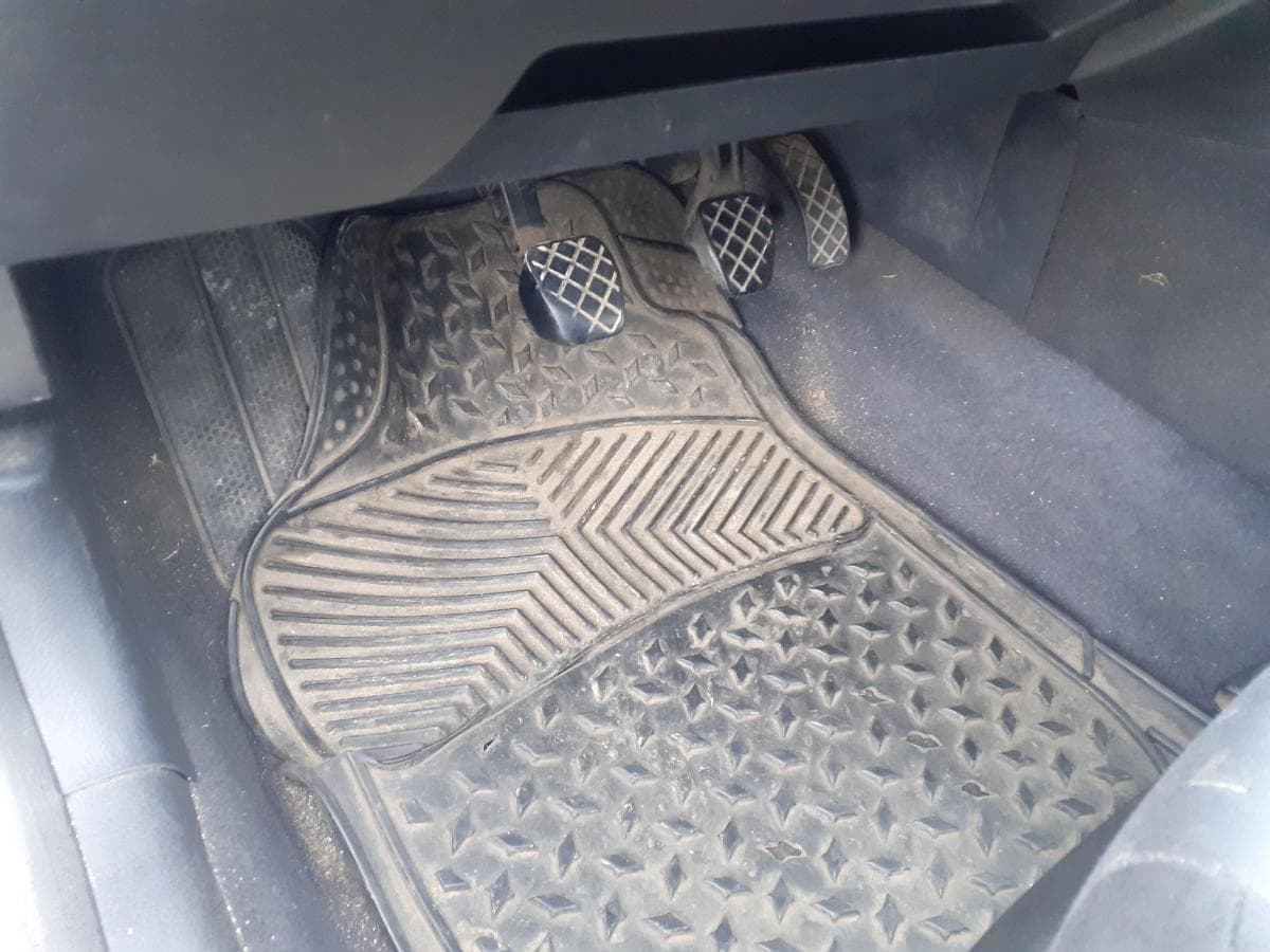 Skoda Octávia 1.9 TDI · Ano 2002 — imagem 15