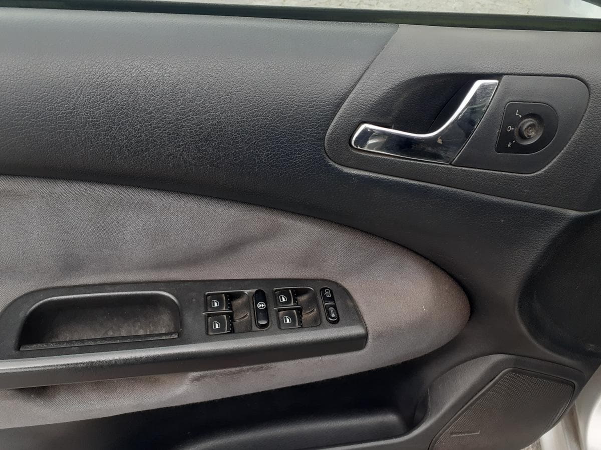 Skoda Octávia 1.9 TDI · Ano 2002 — imagem 14