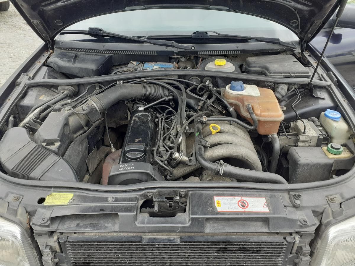 Audi A4 1.6 · Ano 1995 — imagem 9