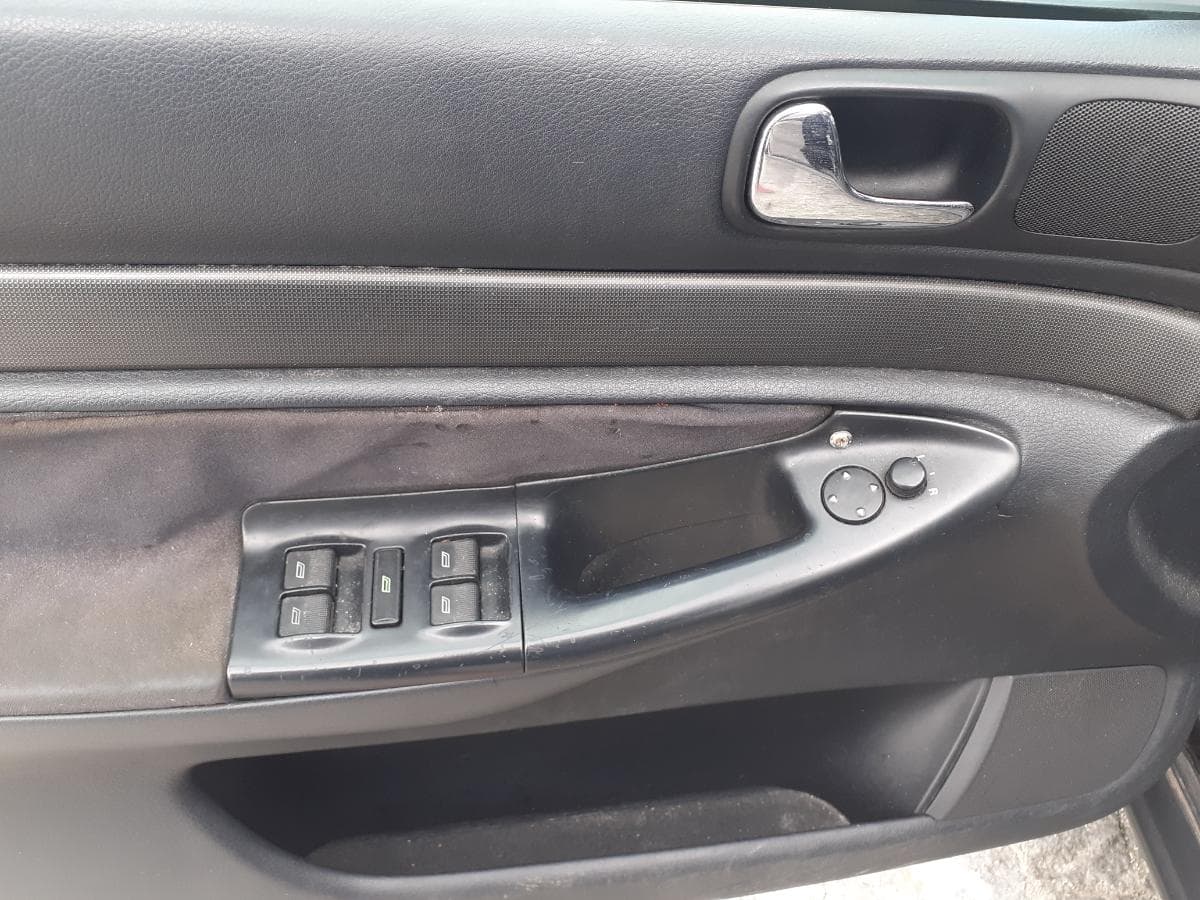 Audi A4 1.6 · Ano 1995 — imagem 18