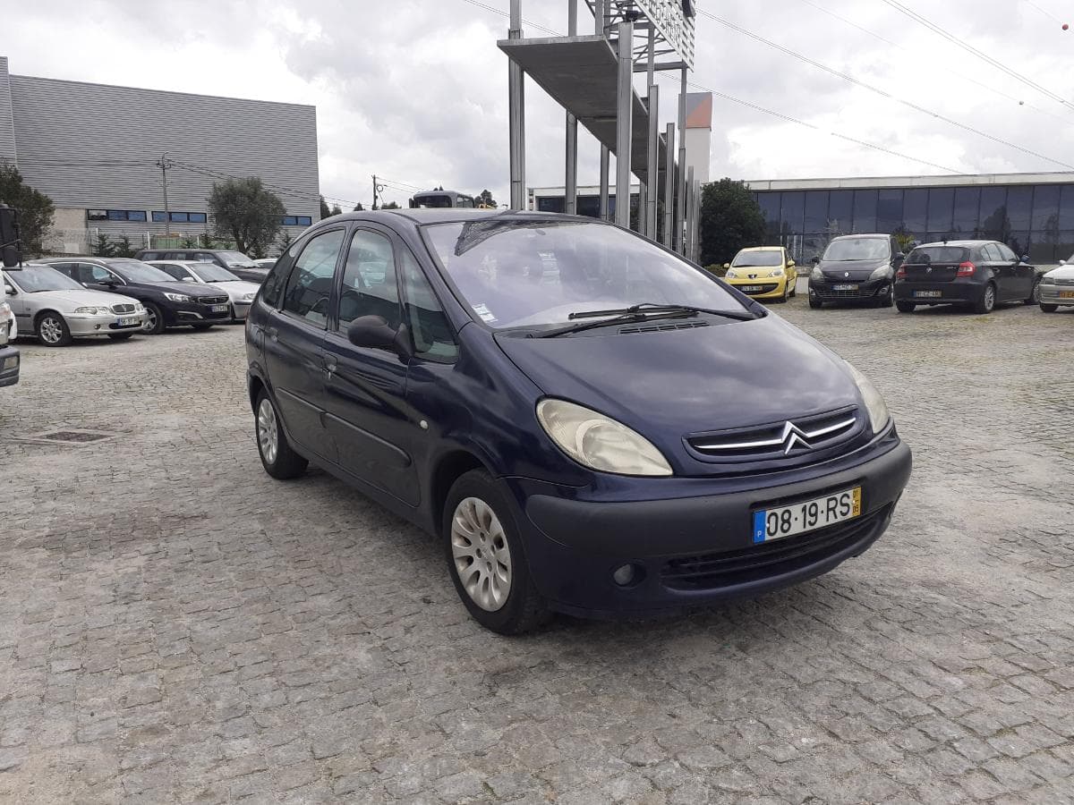 Citroën Xsara Picasso 2.0 HDI · Ano 2001