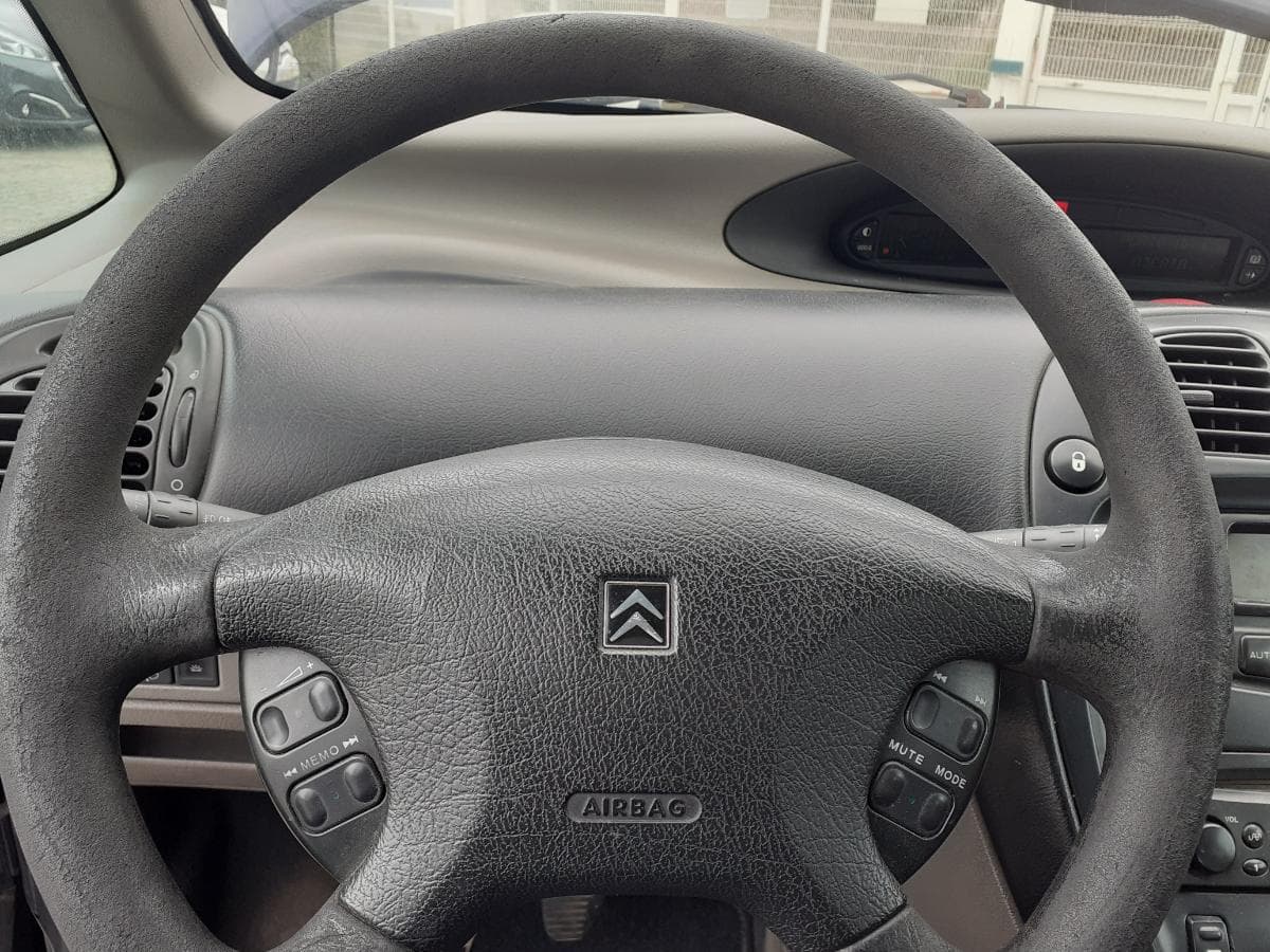 Citroën Xsara Picasso 2.0 HDI · Ano 2001 — imagem 18