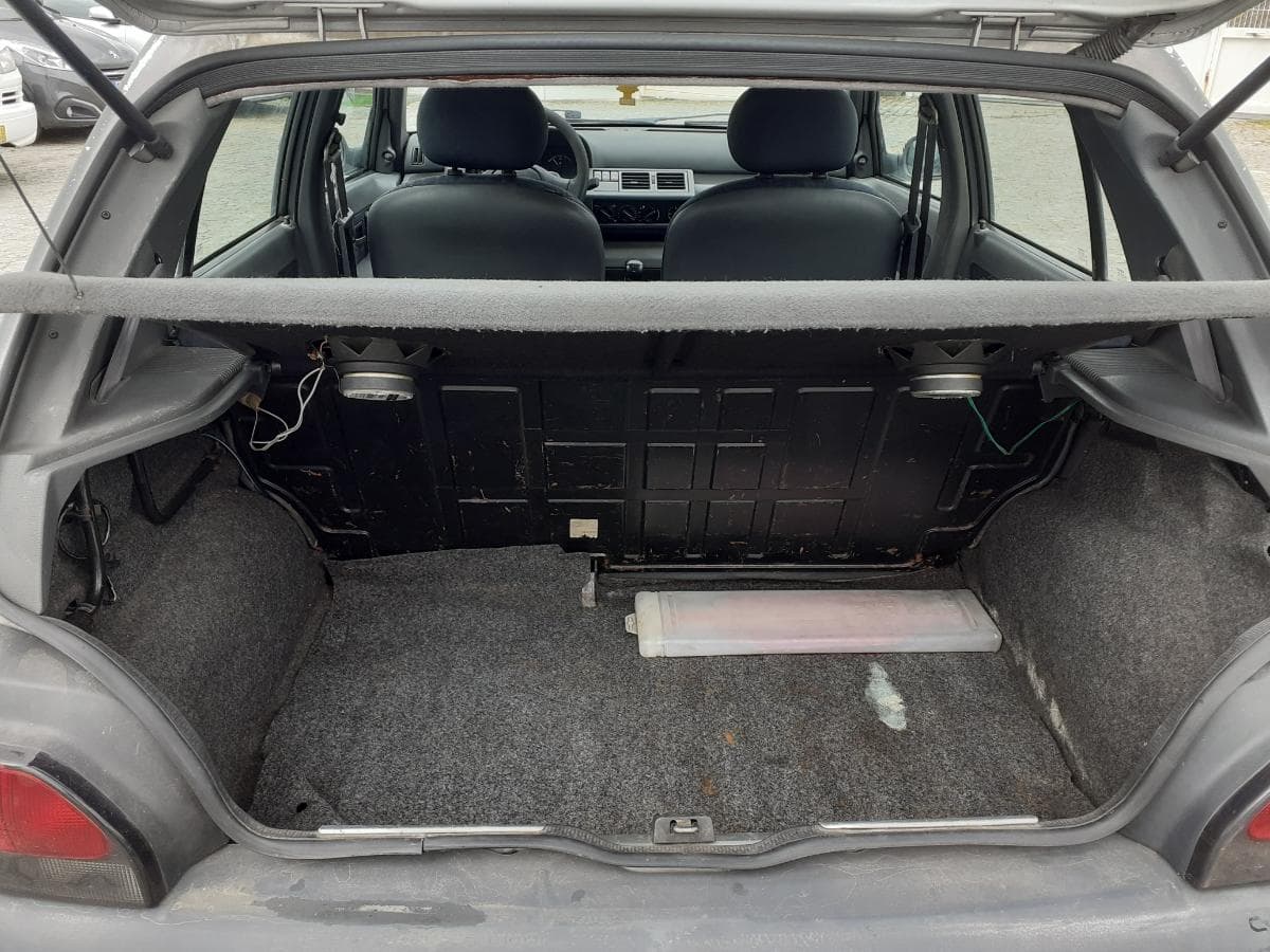 Renault Clio 1.2 · Ano 1997 — imagen 7
