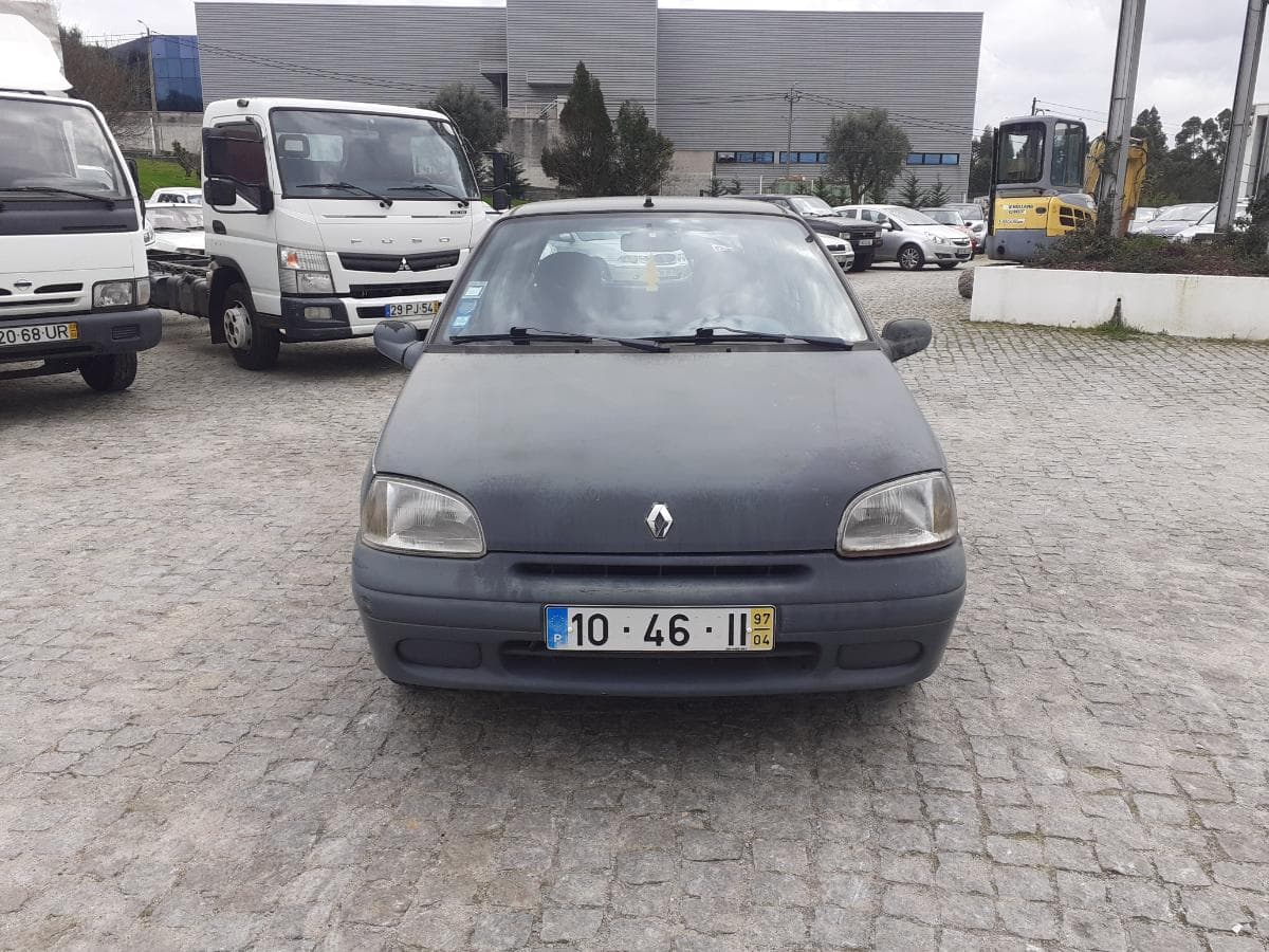Renault Clio 1.2 · Ano 1997 — imagen 2