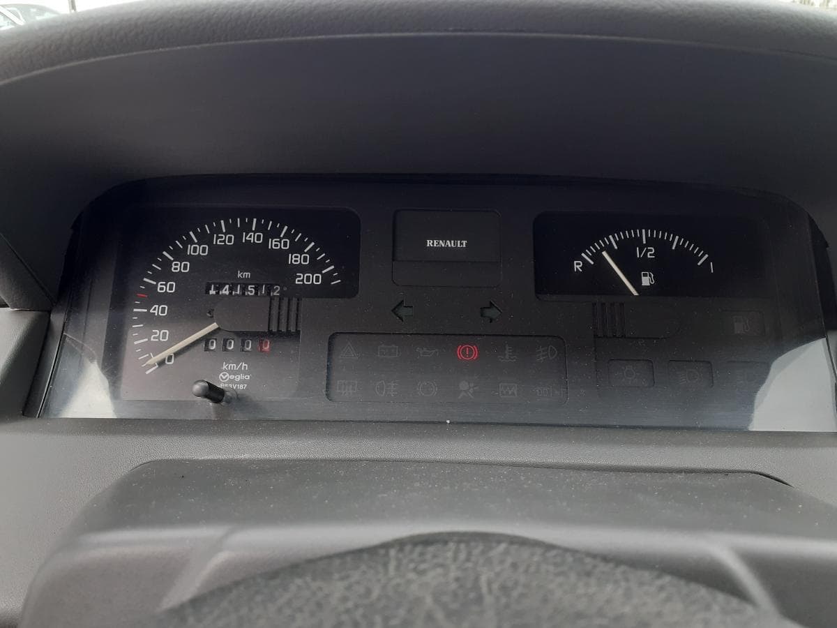 Renault Clio 1.2 · Ano 1997 — imagen 16