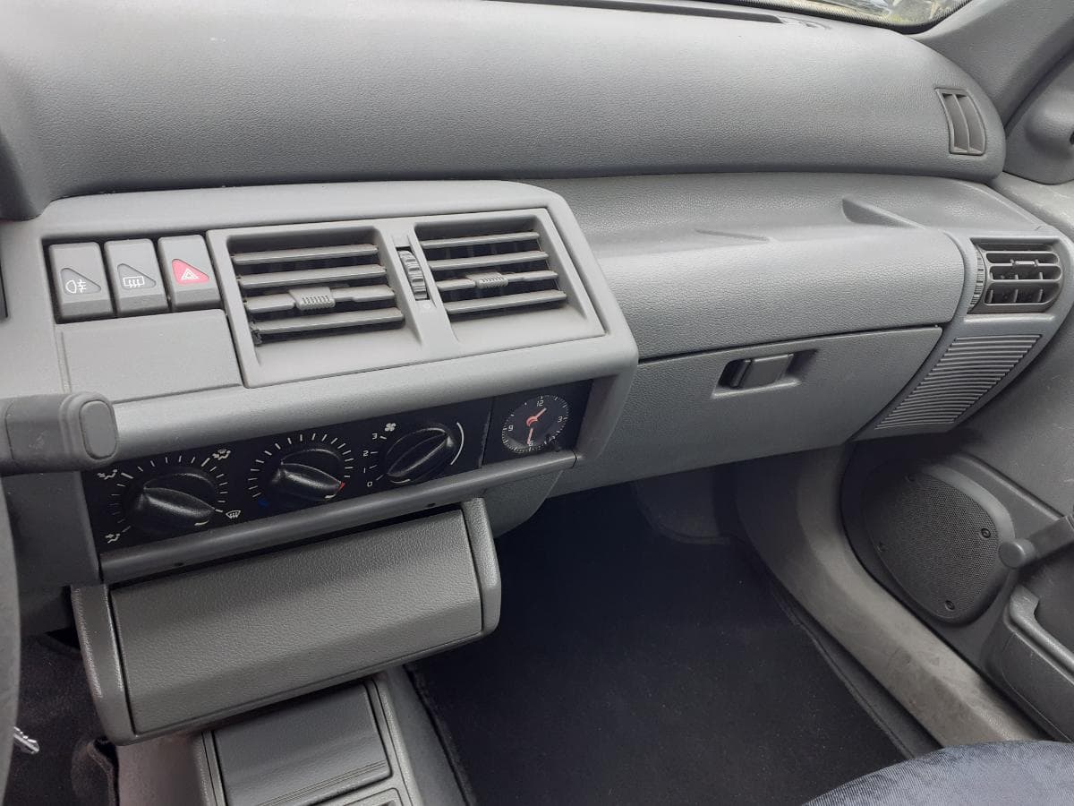 Renault Clio 1.2 · Ano 1997 — imagen 18