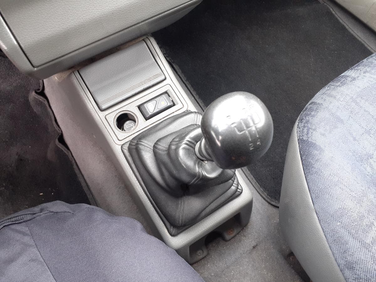Renault Clio 1.2 · Ano 1997 — imagen 19