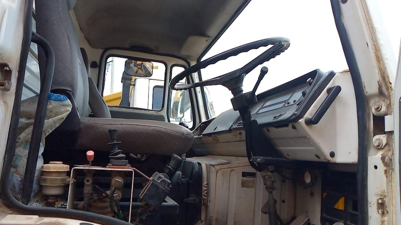 Tata 2516C 6x4 · — image 10