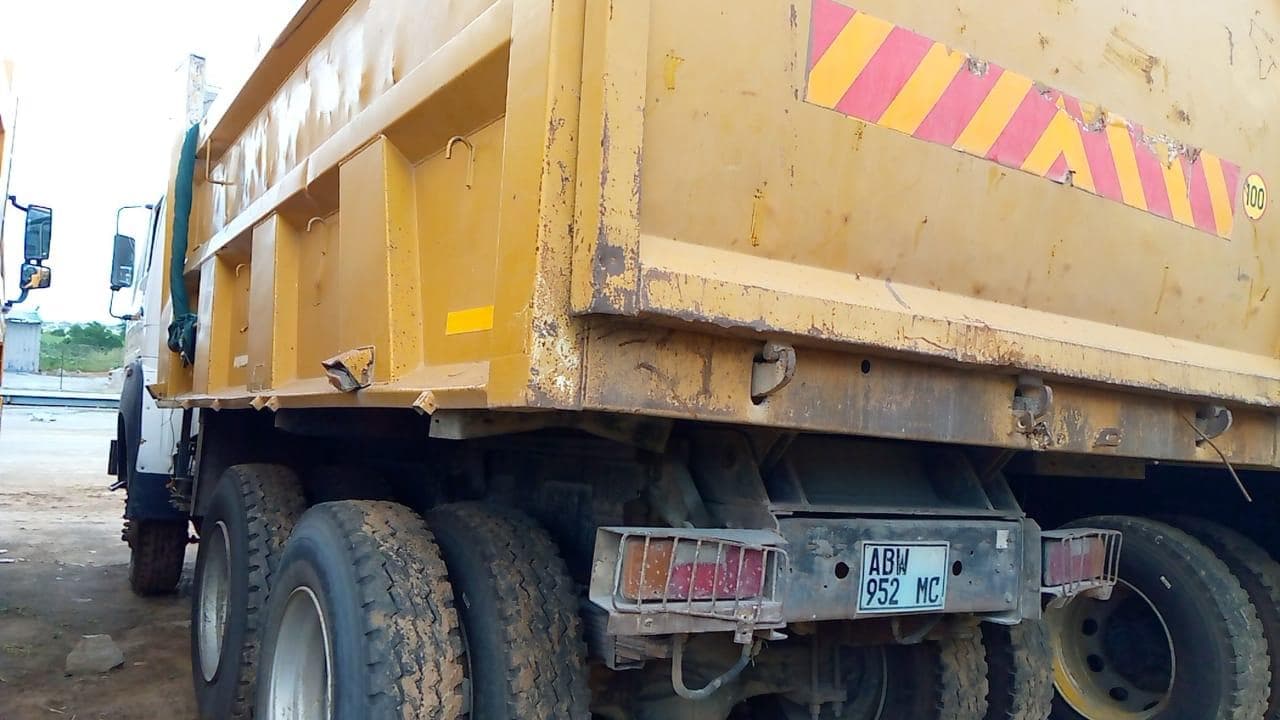 Tata 2516C 6x4 · — image 11