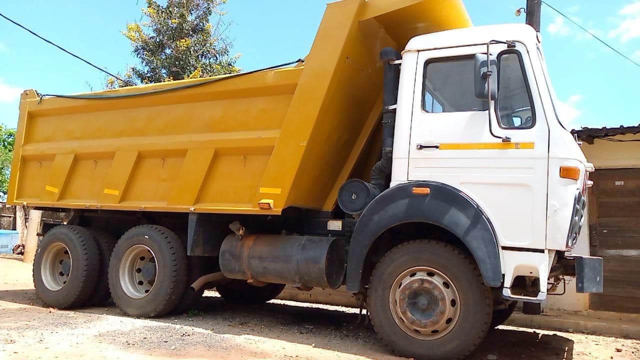 Tata 2516C 6x4 · — imagen 3