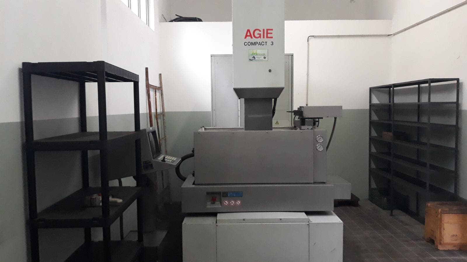 Máquina de erosão CNC — image 3