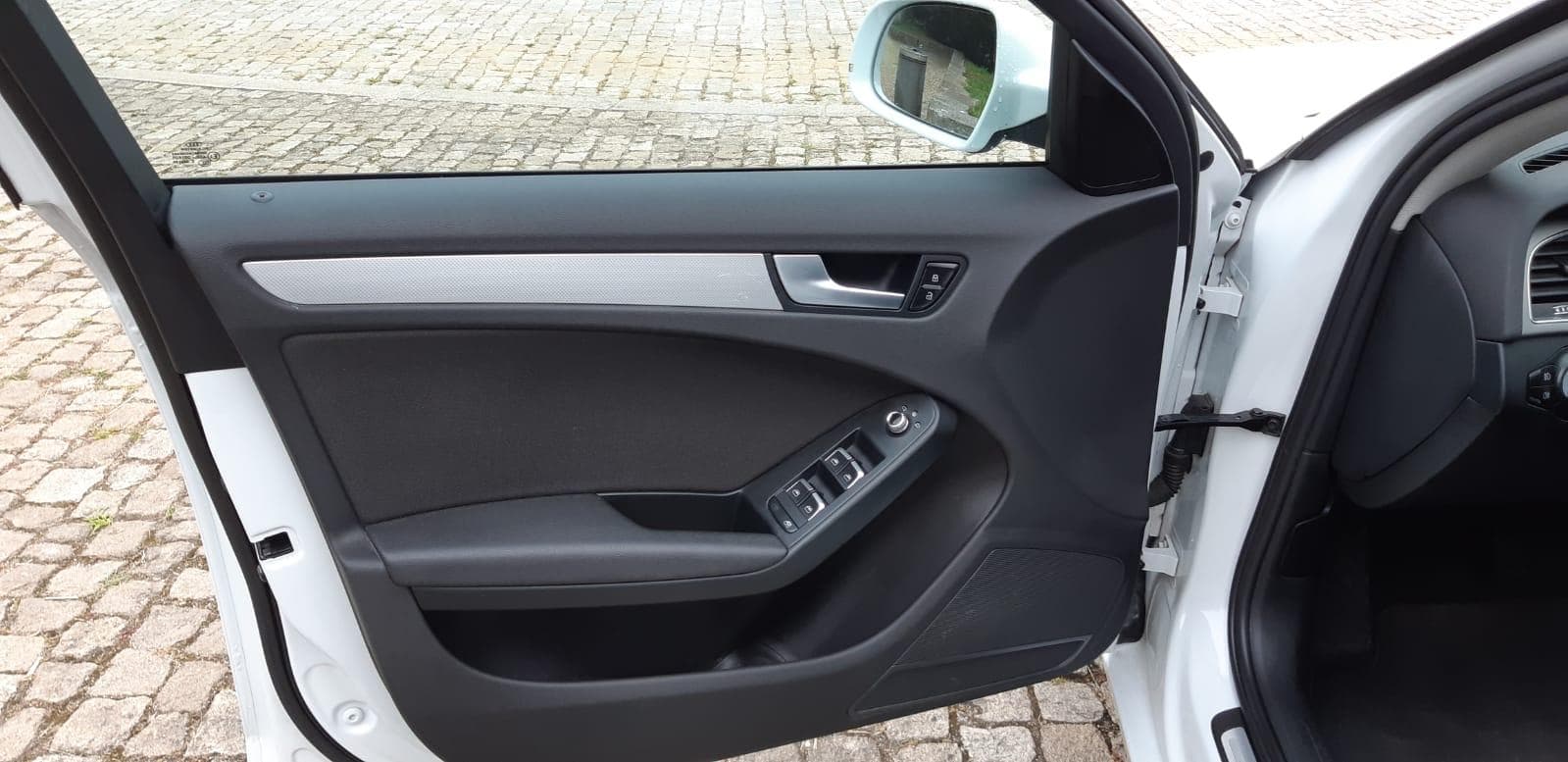 Audi A4 Avant — image 14