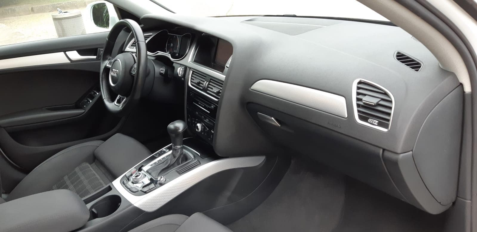 Audi A4 Avant — image 12