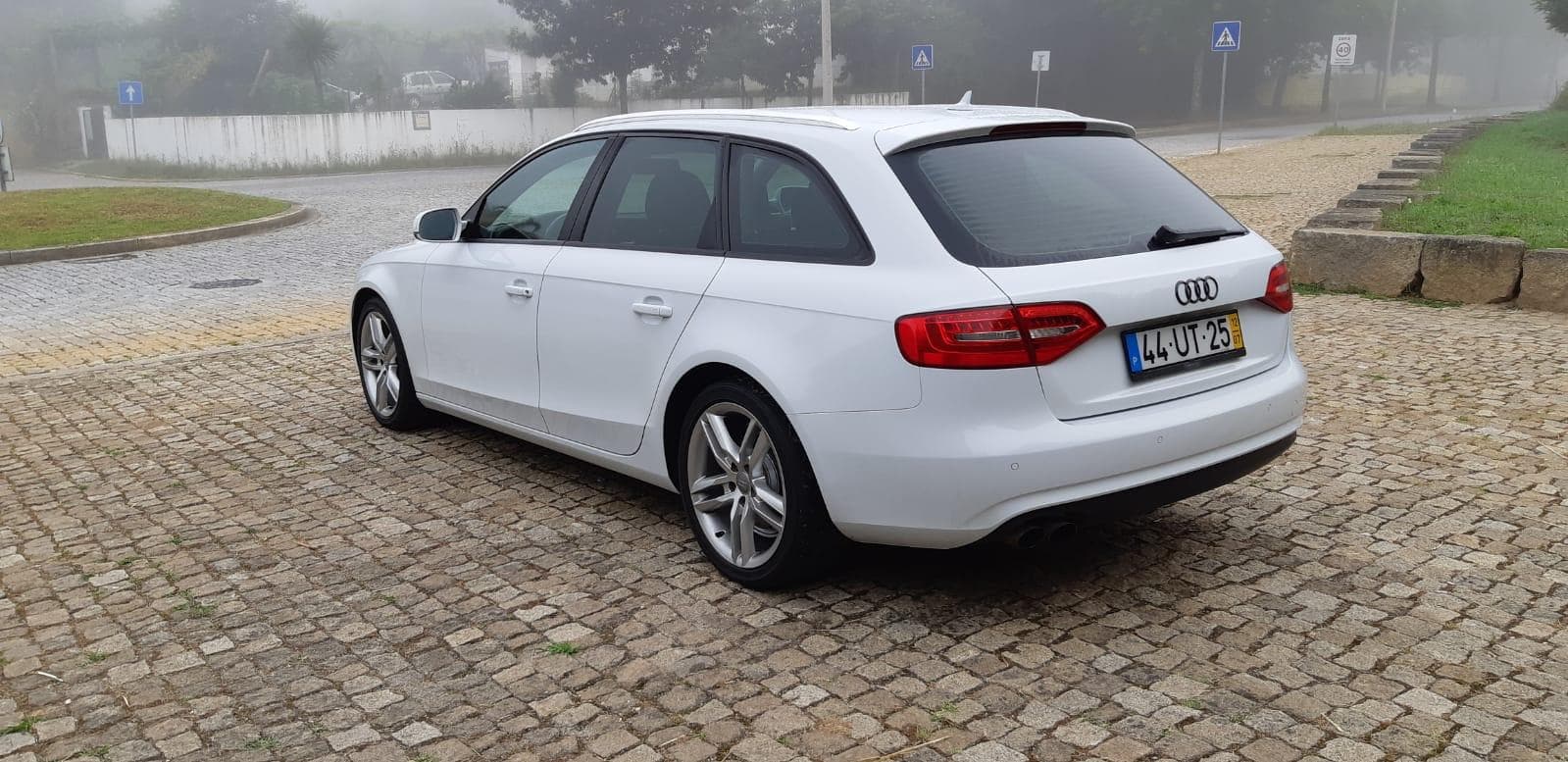 Audi A4 Avant — image 8