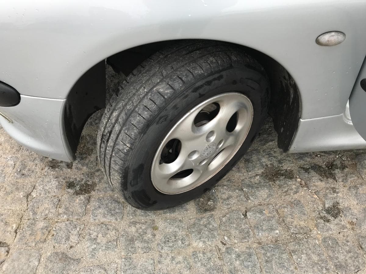 Peugeot 206 1.1 · Ano 2003 — imagem 7