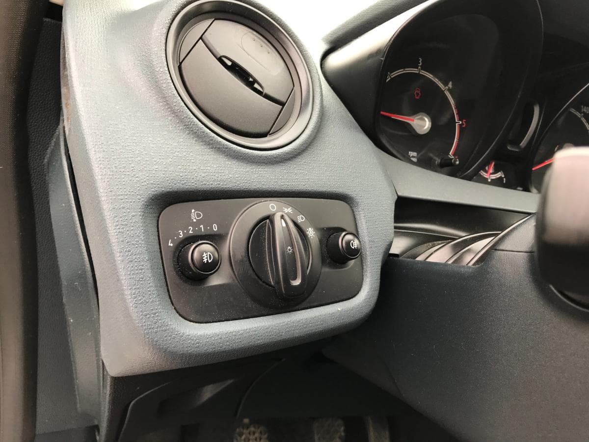 Ford Fiesta 1.4 TDCI · Ano 2009 — imagem 14