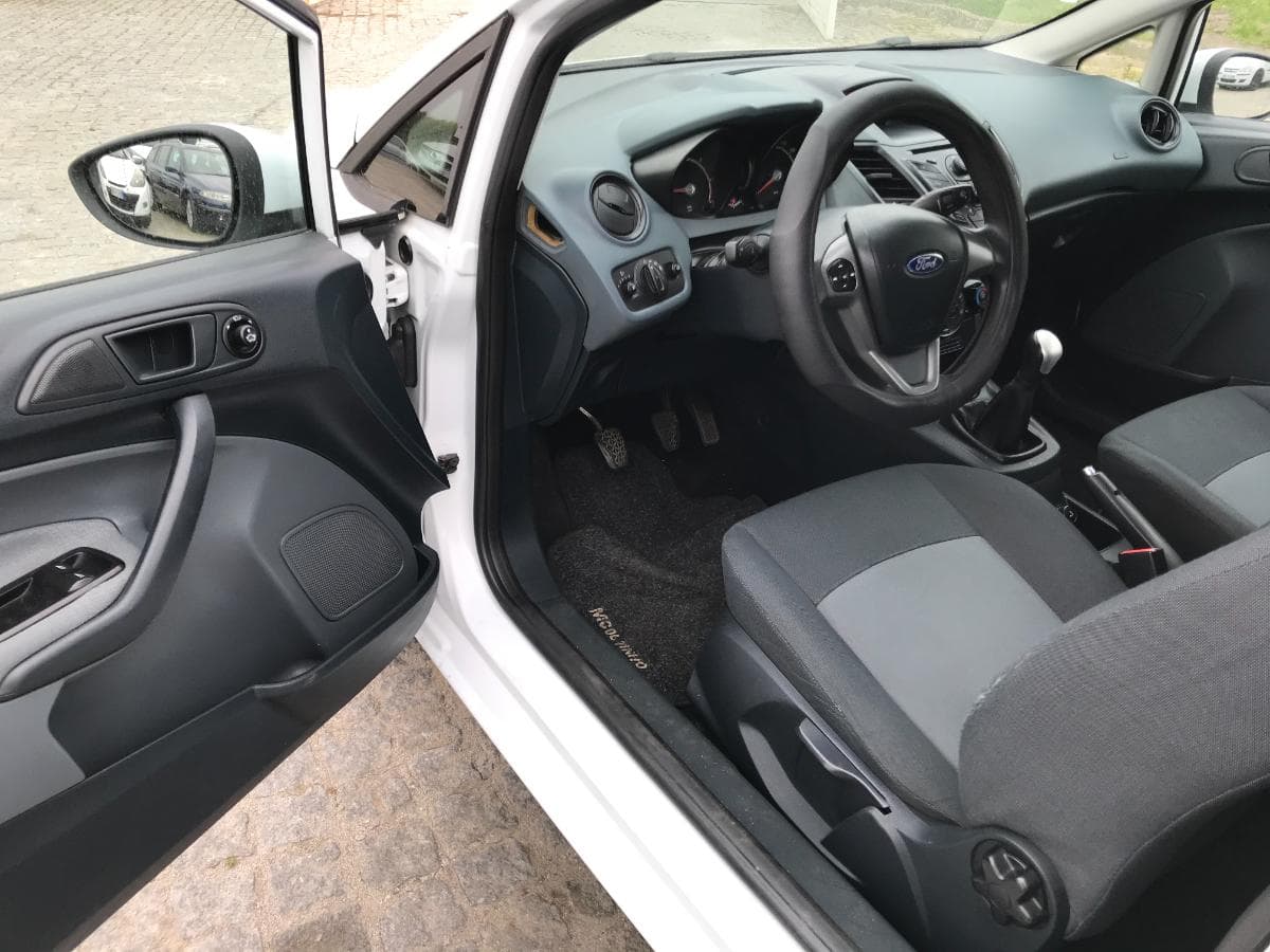 Ford Fiesta 1.4 TDCI · Ano 2009 — imagem 12