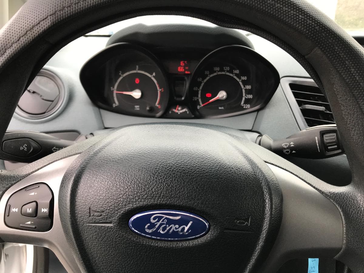 Ford Fiesta 1.4 TDCI · Ano 2009 — imagem 21