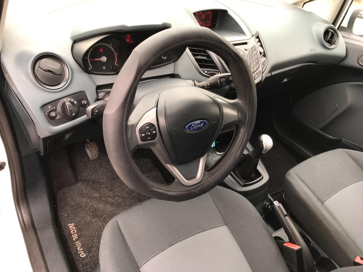 Ford Fiesta 1.4 TDCI · Ano 2009 — imagem 19
