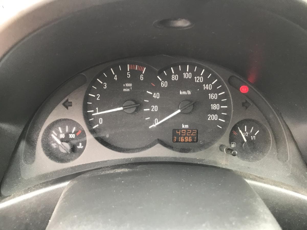 Opel Corsa 1.3 CDTI · Ano 2004 — imagem 19