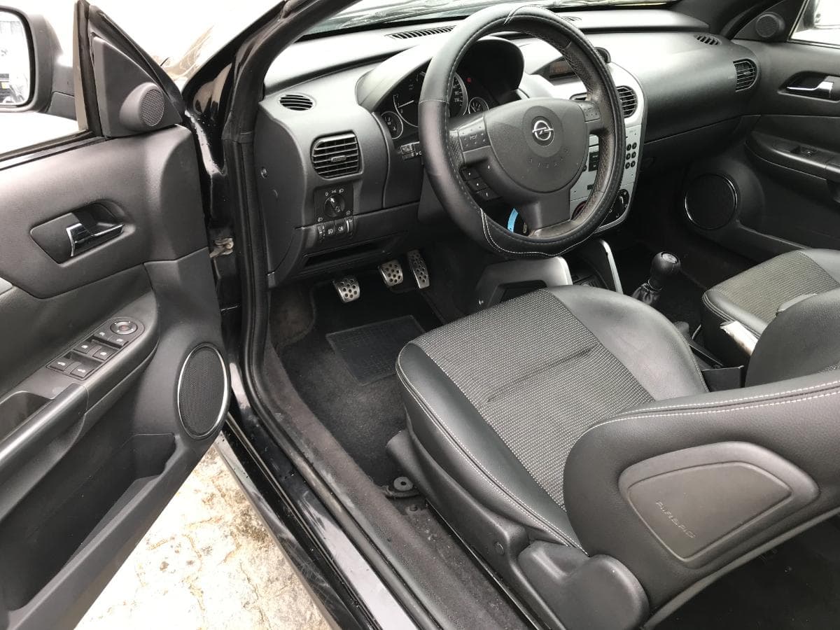 Opel Tigra TwinTop 1.3 CDTI · Ano 2005 — imagen 22