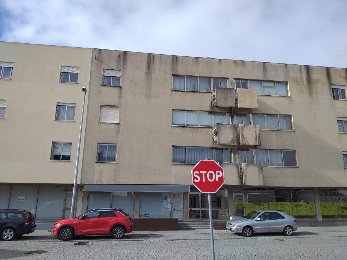Apartamento T3 + Garagem · Vizela, Braga — image 1