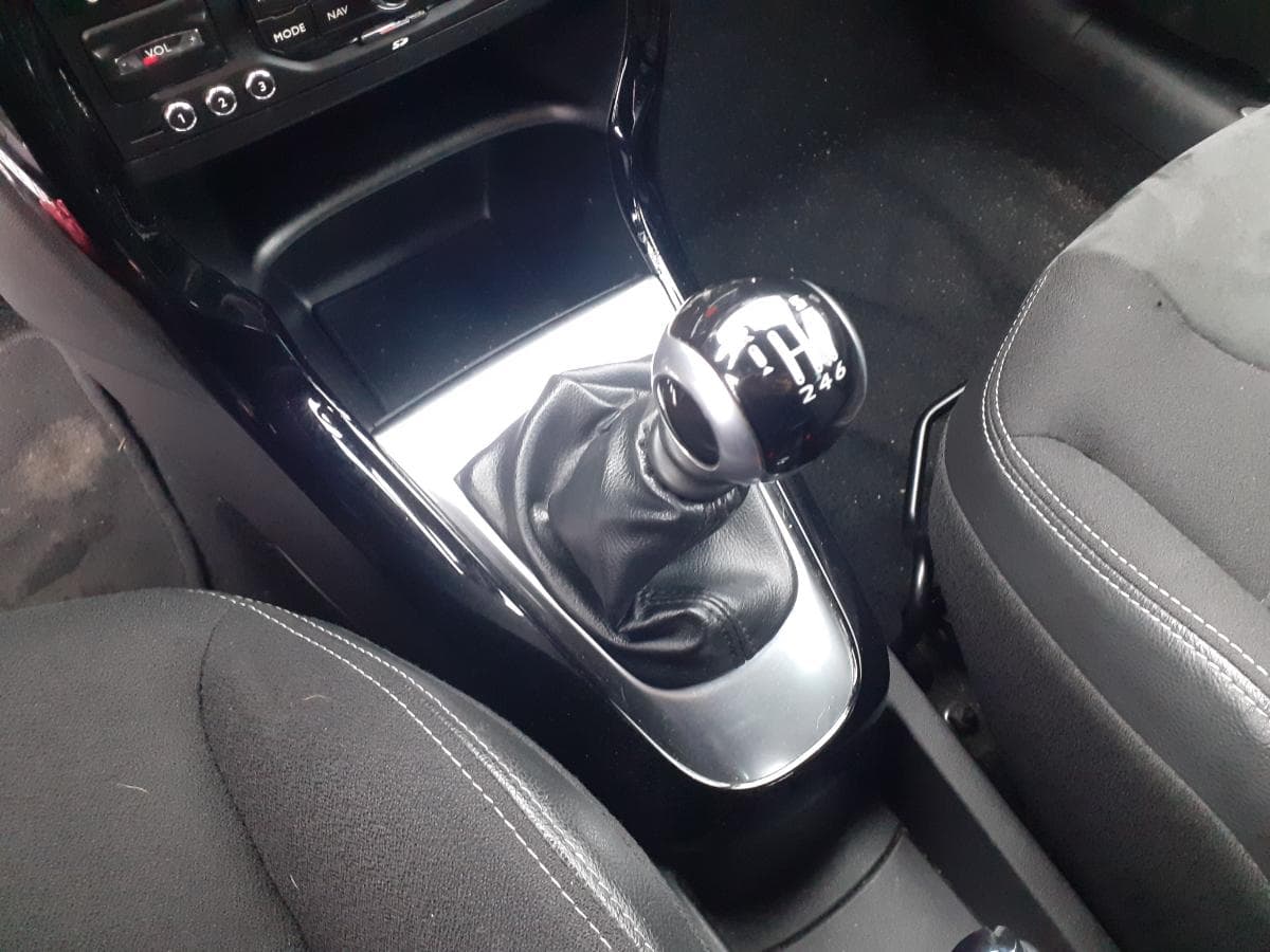 Citroën DS3 1.6 · Ano 2010 — imagen 24