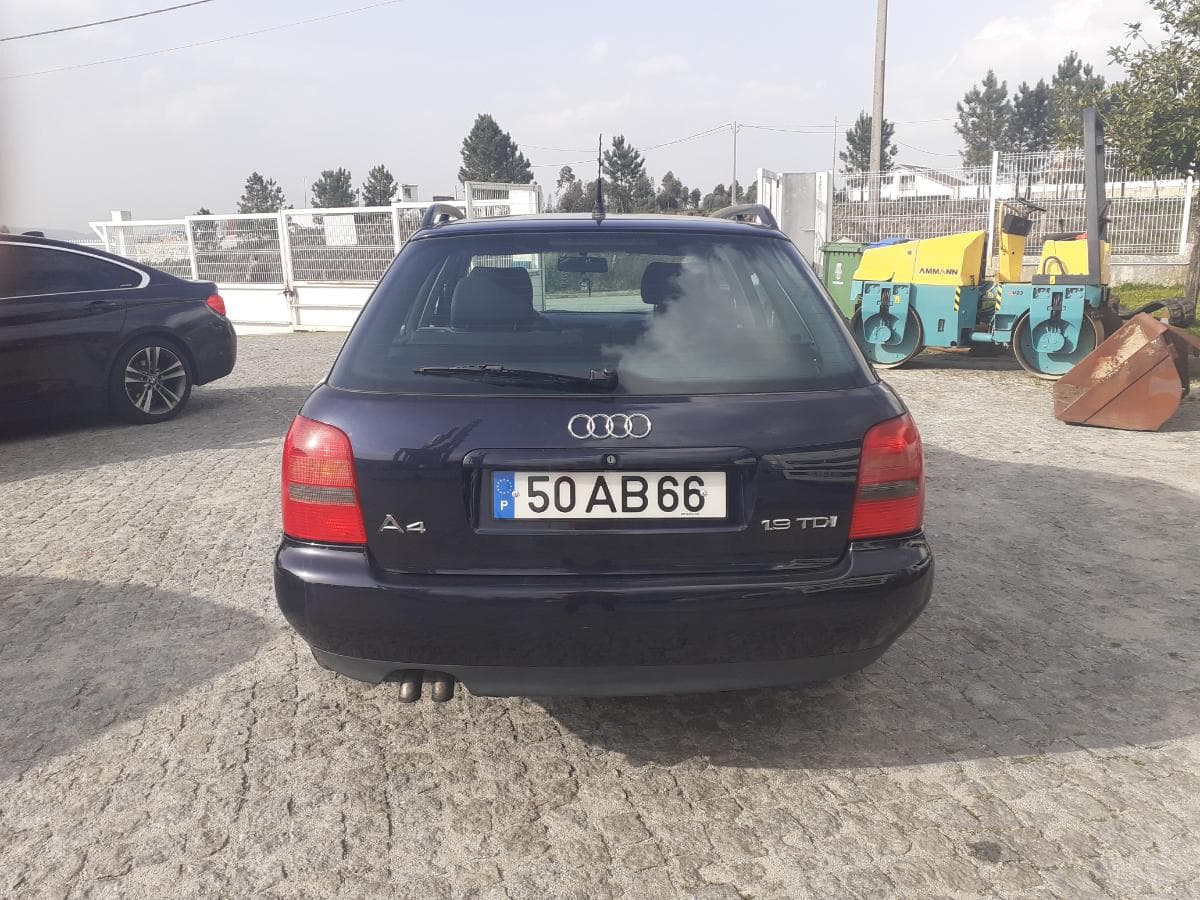 Audi A4 1.9 TDI · Ano 1997 — image 5