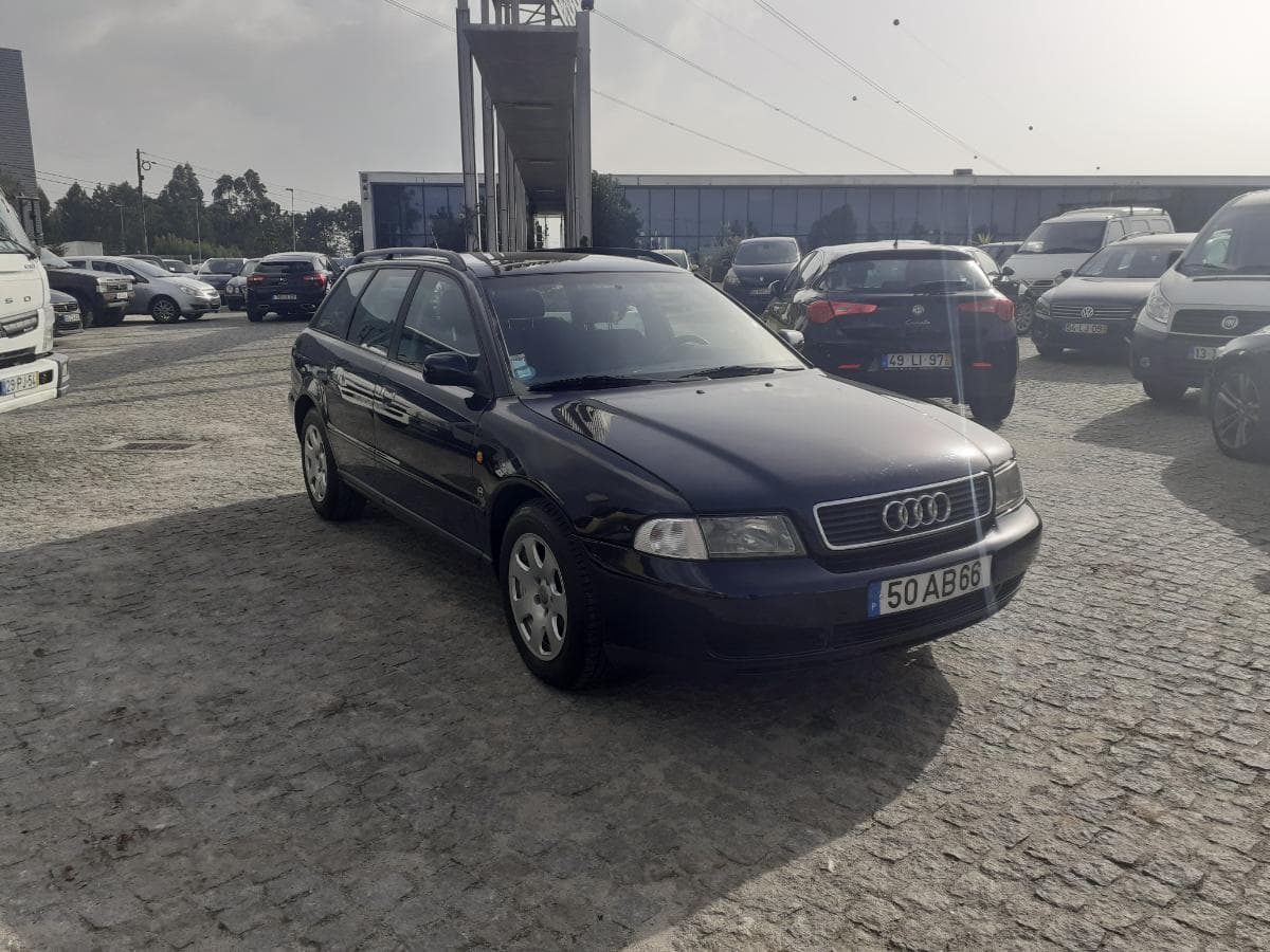 Audi A4 1.9 TDI · Ano 1997 — image 1