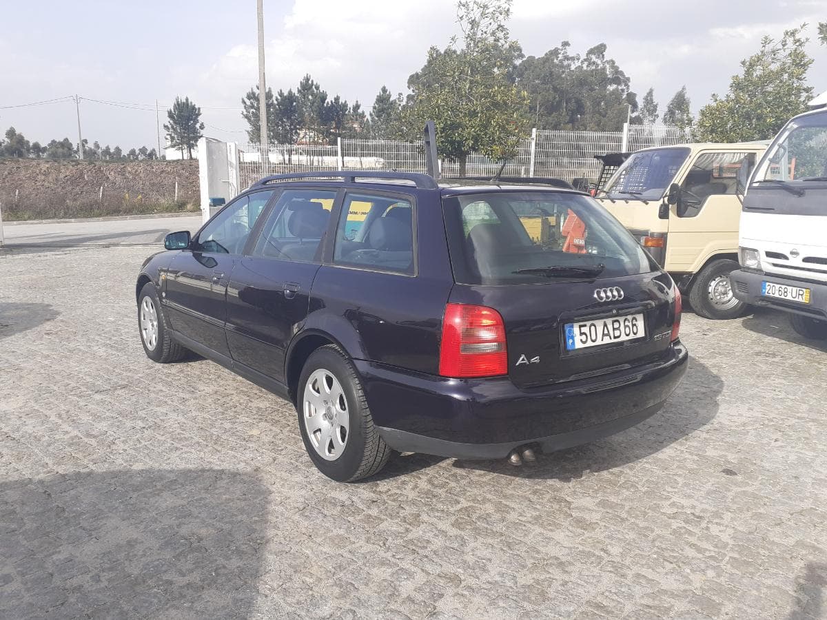Audi A4 1.9 TDI · Ano 1997 — image 4