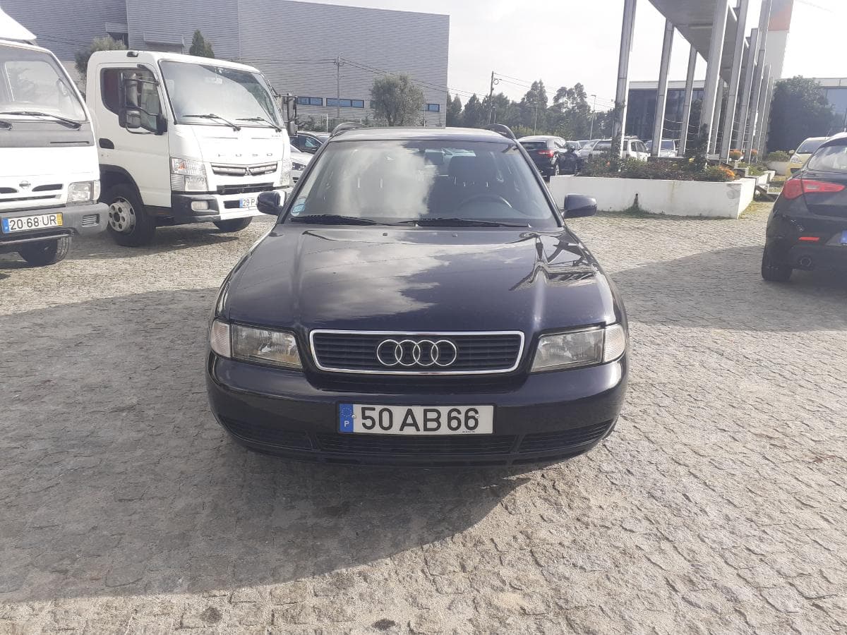Audi A4 1.9 TDI · Ano 1997 — image 2