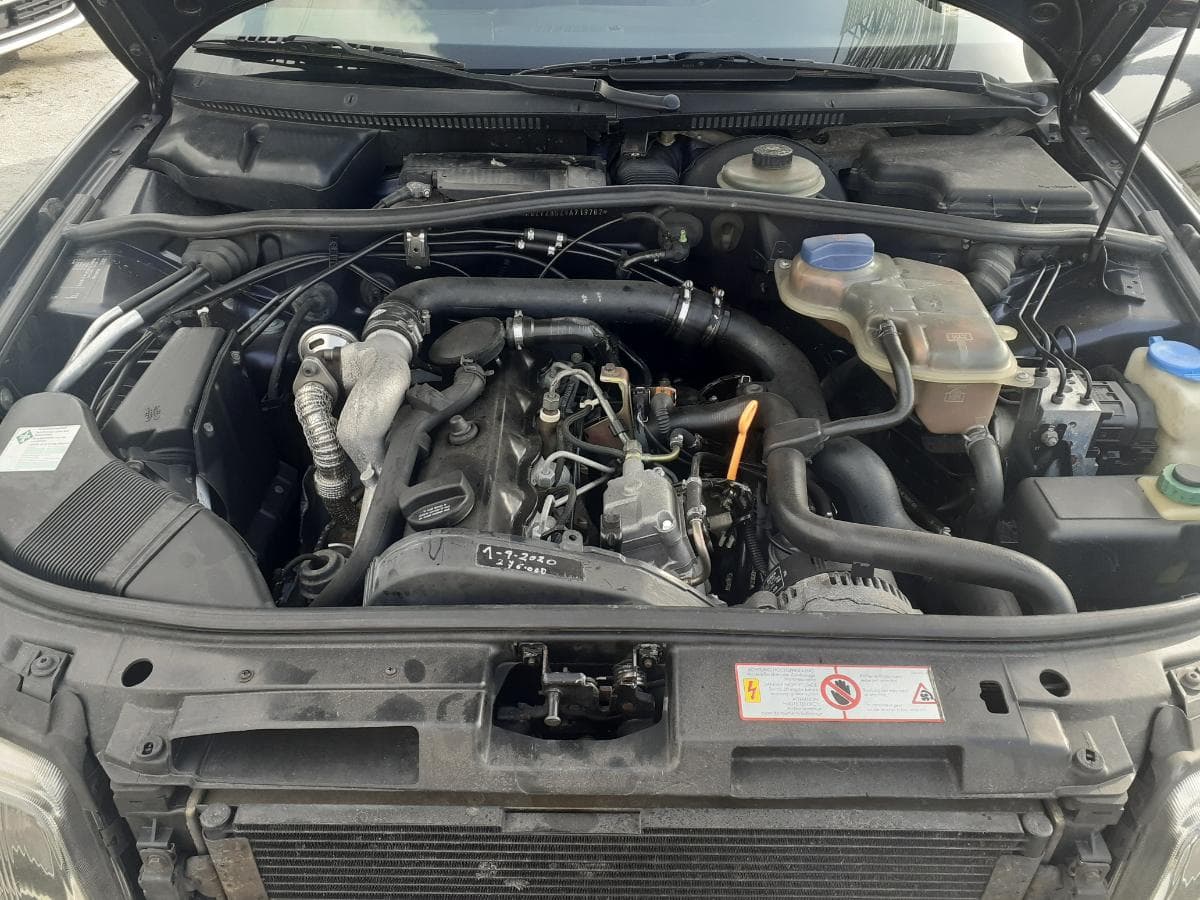 Audi A4 1.9 TDI · Ano 1997 — image 8