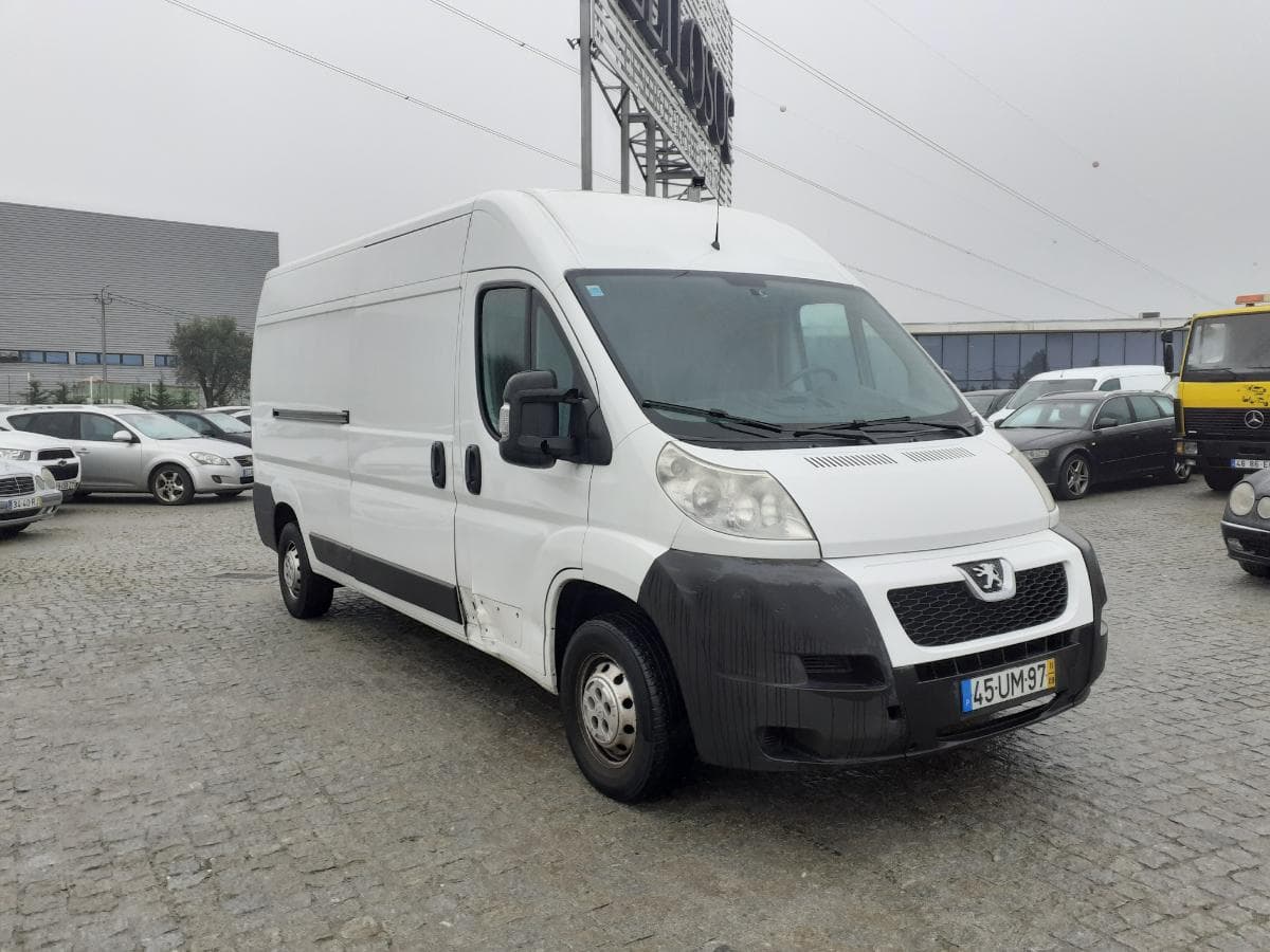 Peugeot Boxer 2.2 HDI · Ano 2011 — imagem 1