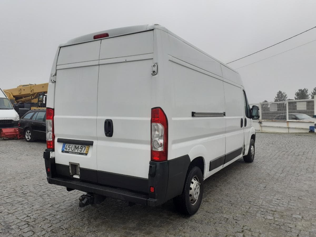 Peugeot Boxer 2.2 HDI · Ano 2011 — imagem 4