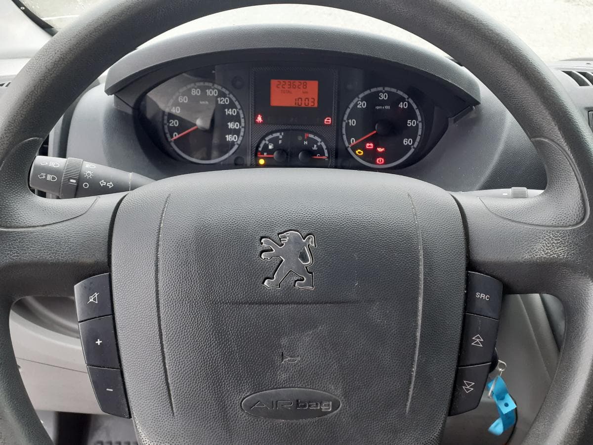 Peugeot Boxer 2.2 HDI · Ano 2011 — imagem 23