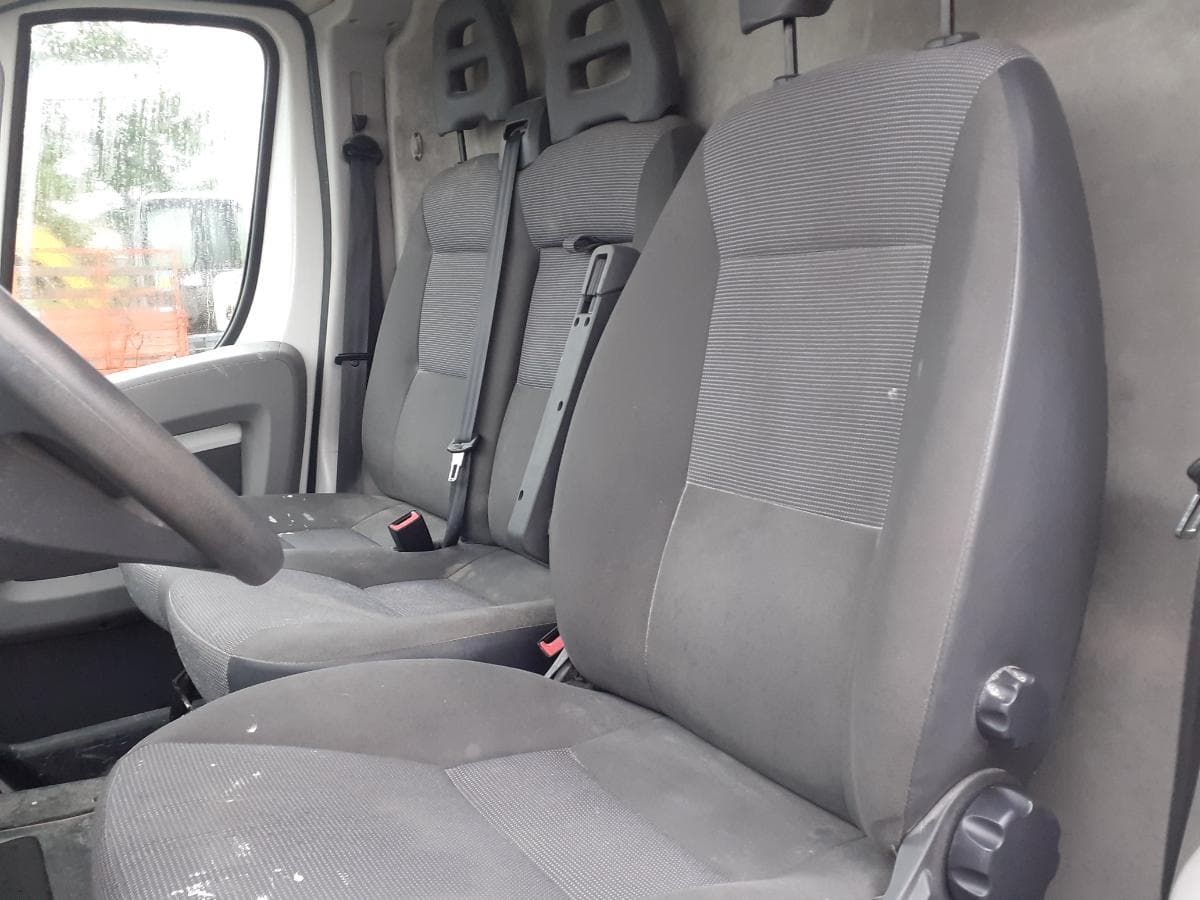 Peugeot Boxer 2.2 HDI · Ano 2011 — imagem 16