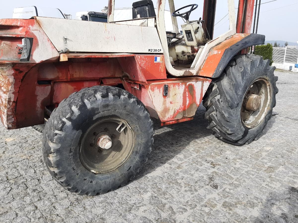Empilhador Manitou — imagen 5