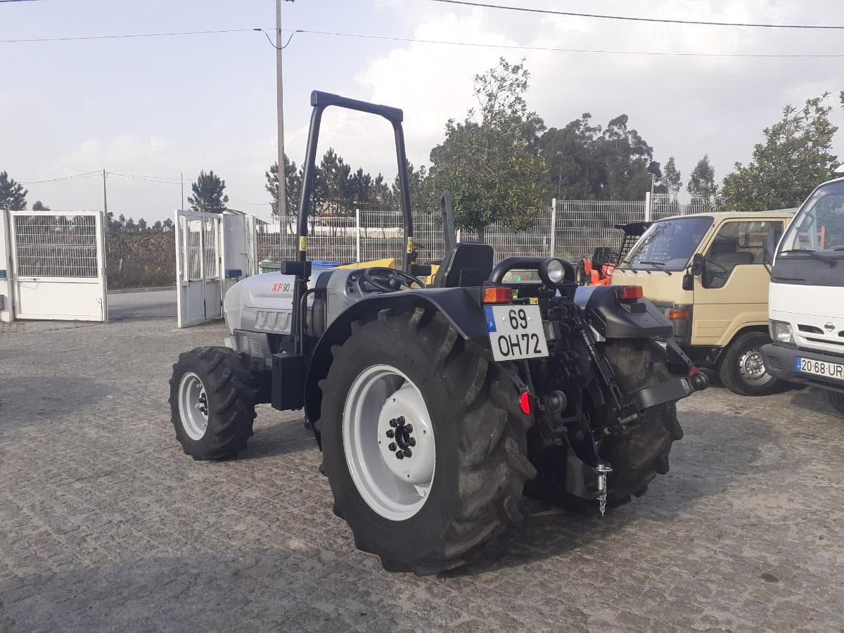 Trator Hurlimann XF 90 4X4 · Ano 2014 — imagem 6