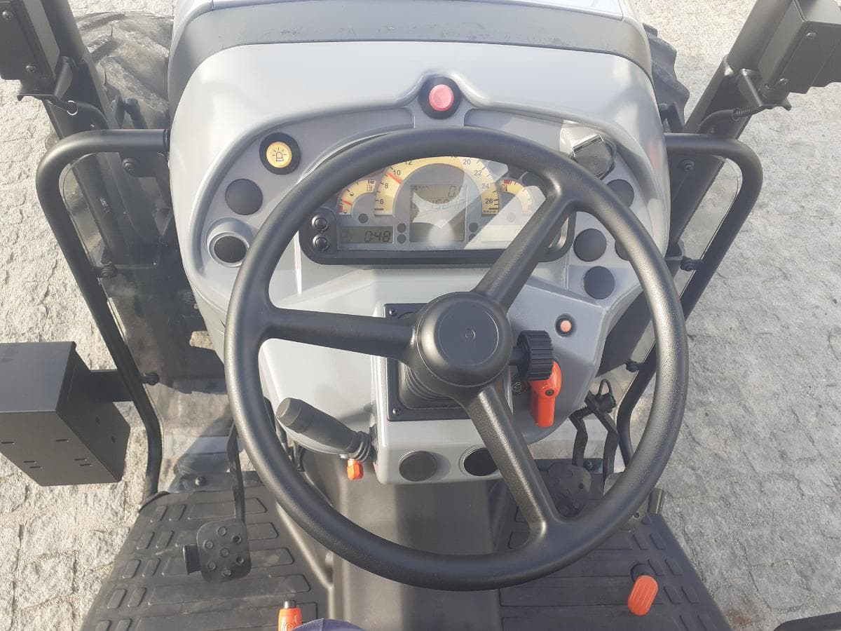 Trator Hurlimann XF 90 4X4 · Ano 2014 — imagem 10