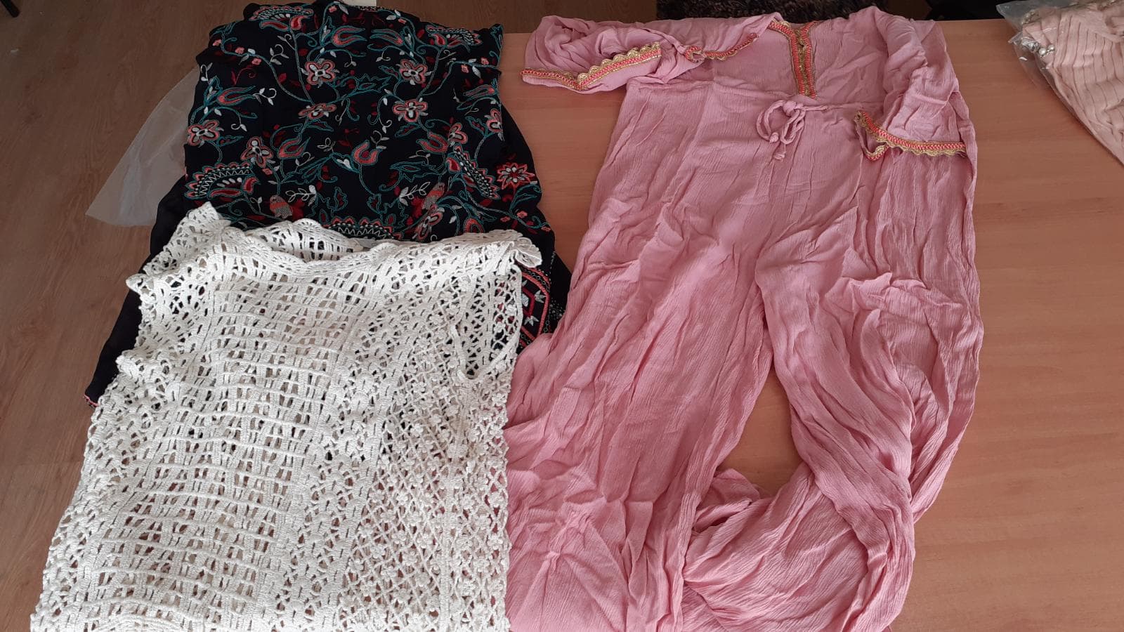 Stock de Roupa e Calçado — image 12