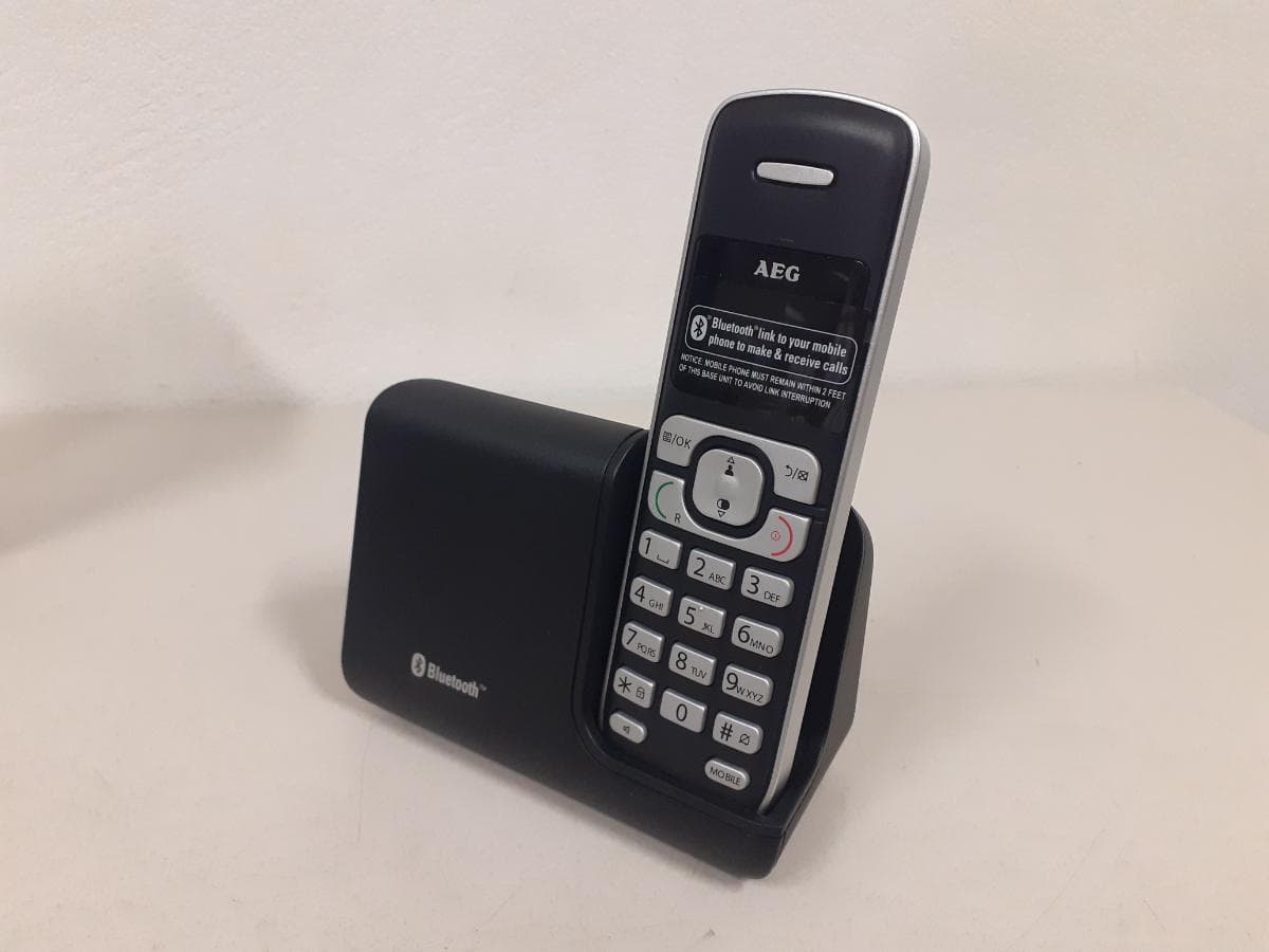 Telefone + Máquina Barbear + Termómetro + Auricular + Banda Larga — imagem 7