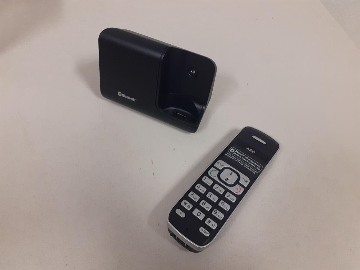 Telefone + Máquina Barbear + Termómetro + Auricular + Banda Larga — imagem 12