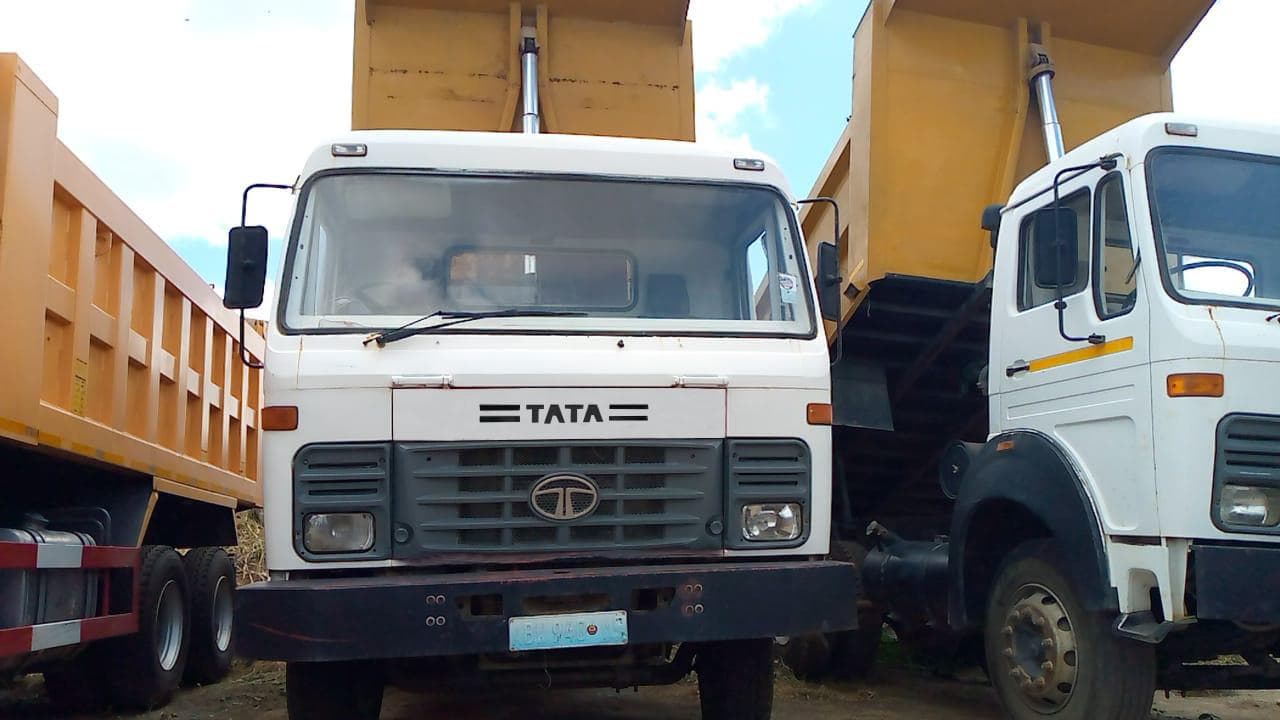 Tata 2516C 6x4 ·