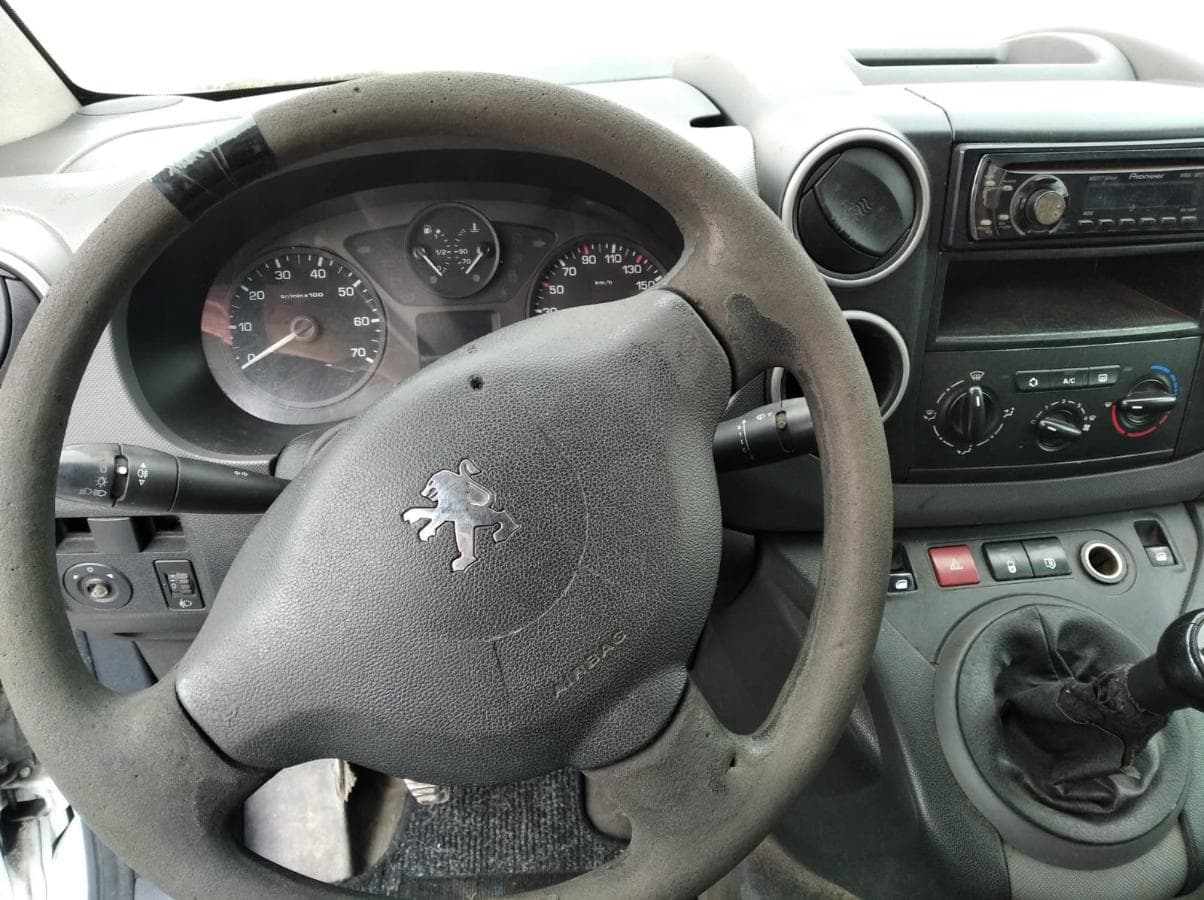 Peugeot Partner — image 7