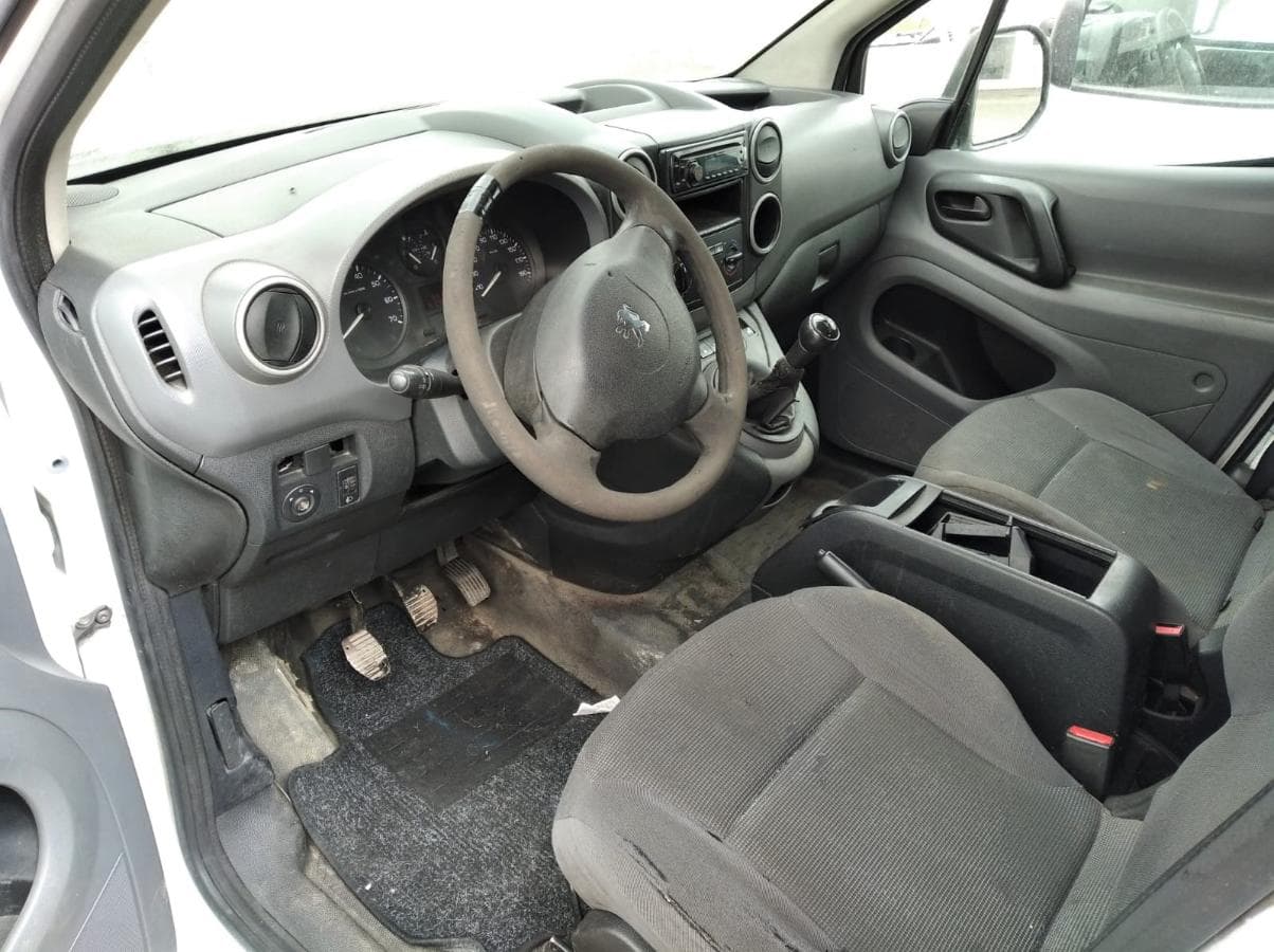 Peugeot Partner — image 5