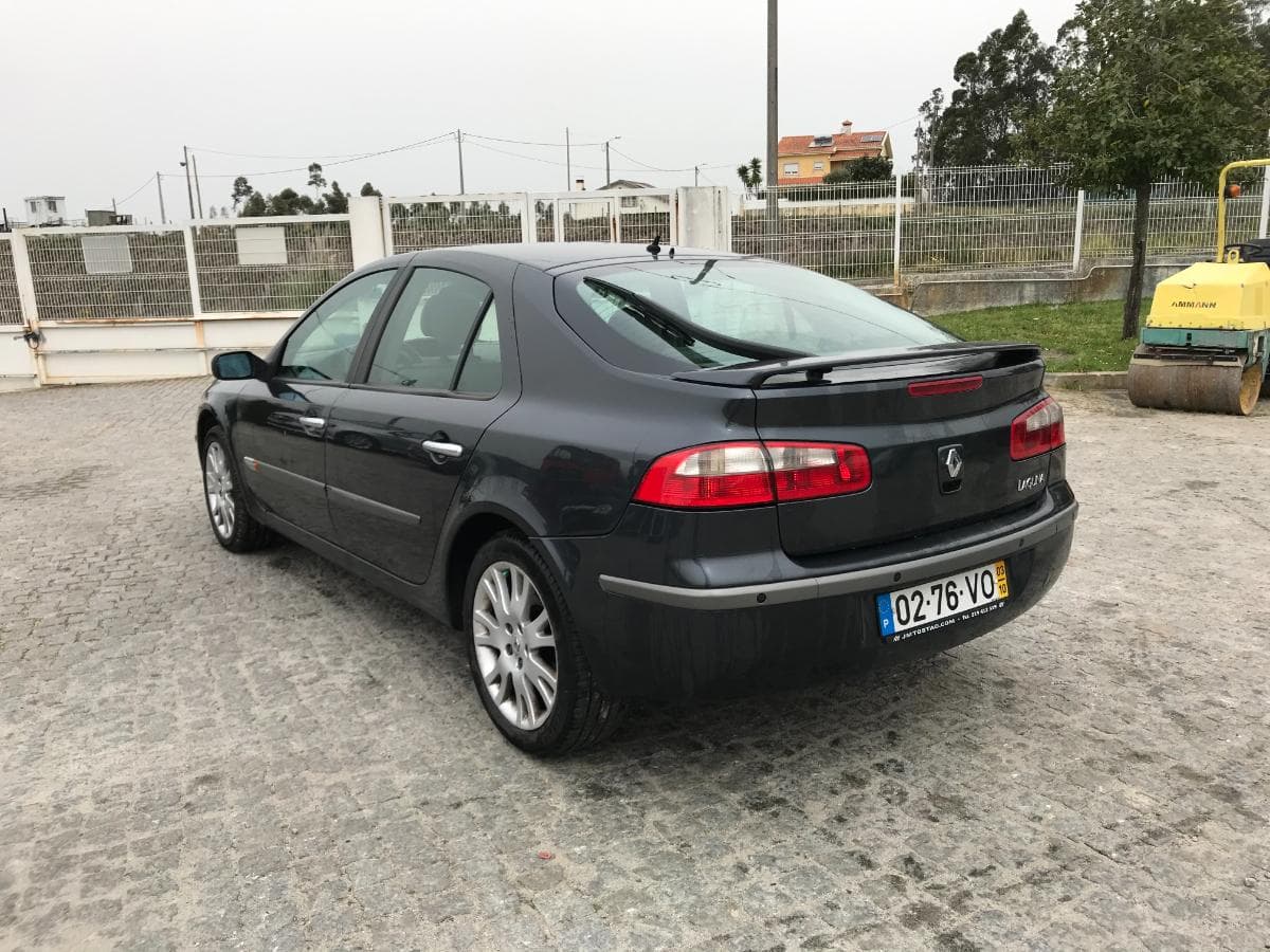 Renault Laguna 2.2 Dci · Caixa Automática — image 6