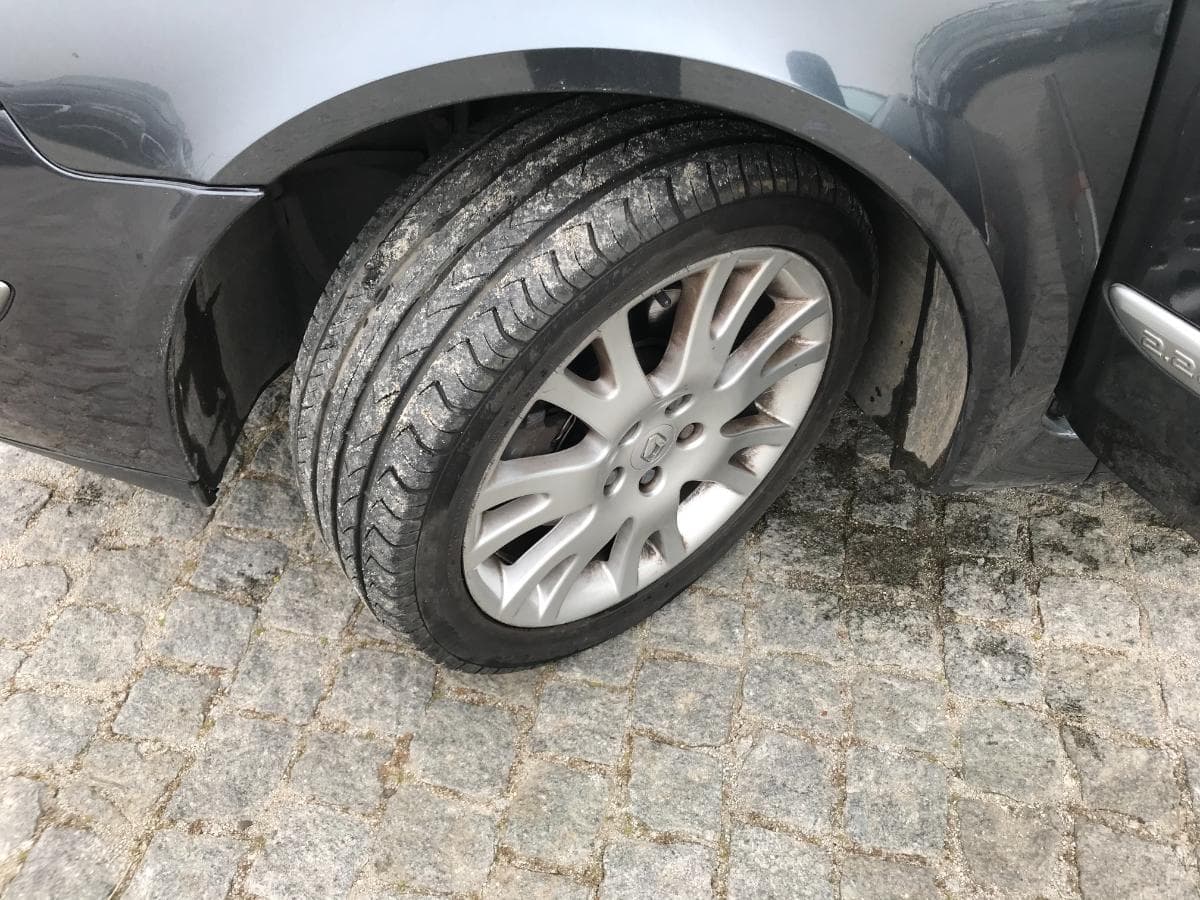 Renault Laguna 2.2 Dci · Caixa Automática — image 8