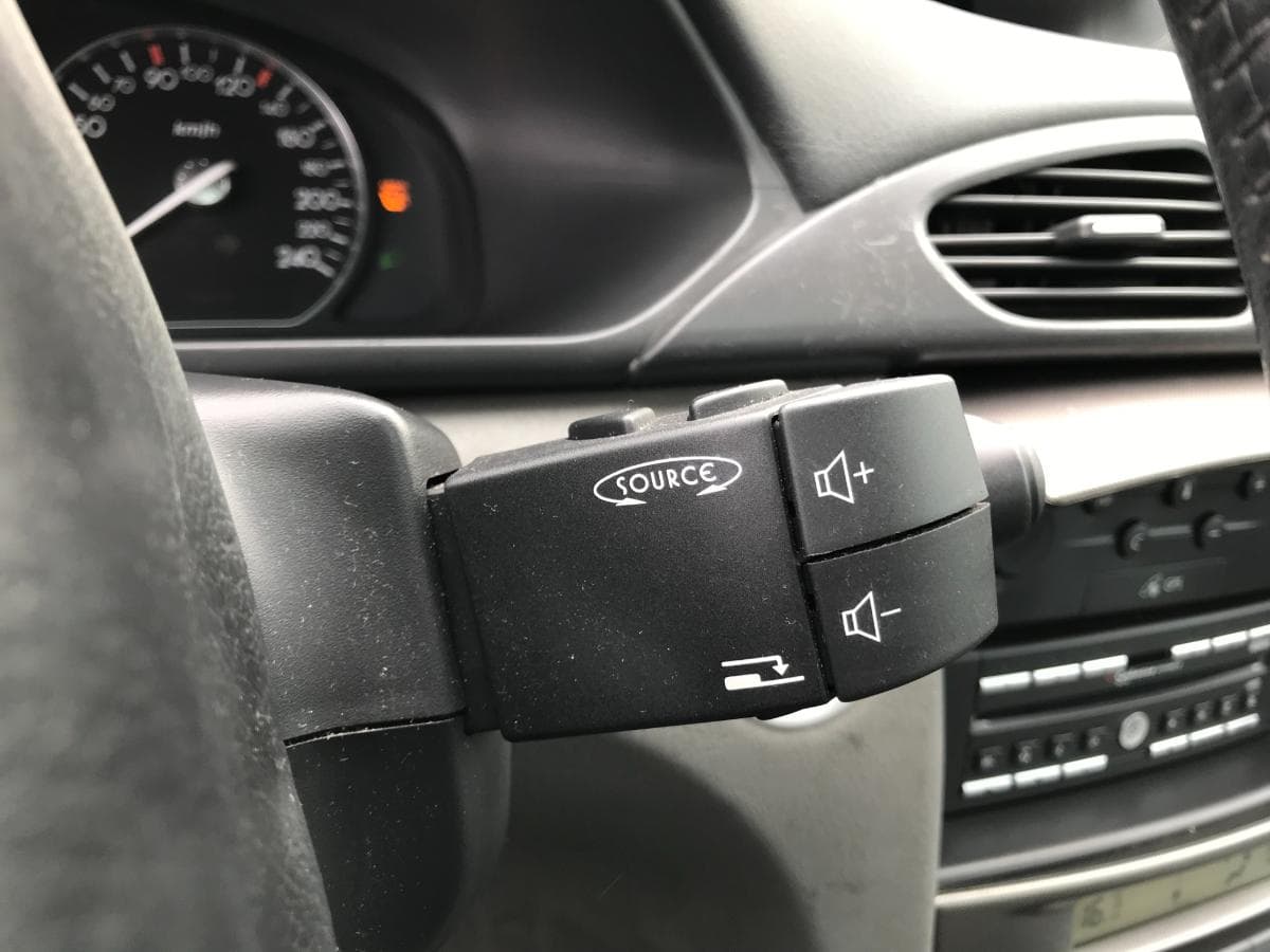Renault Laguna 2.2 Dci · Caixa Automática — image 20